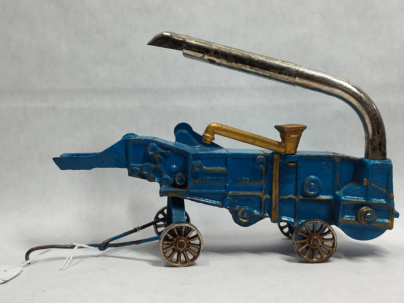 Arcade McCormick-Deering Thresher (1 of 4)