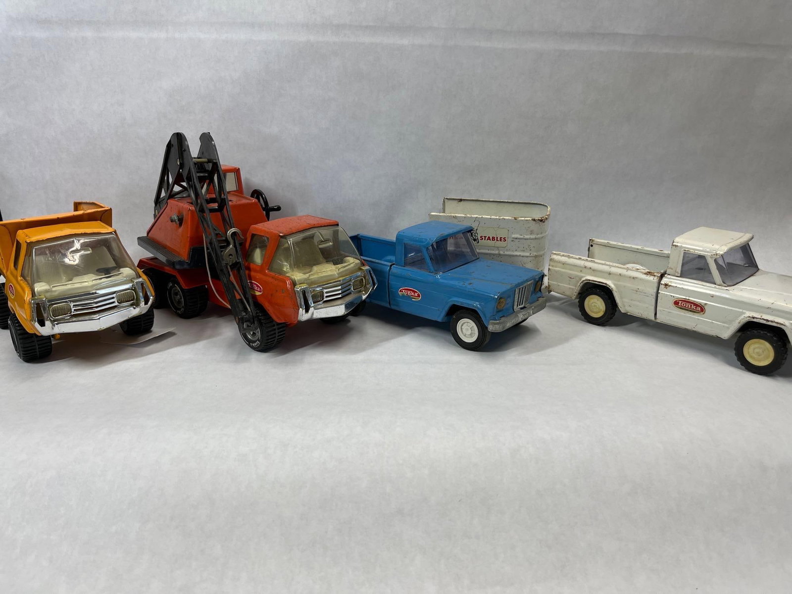 Tonka Toy Trucks & Trailer (1 of 13)