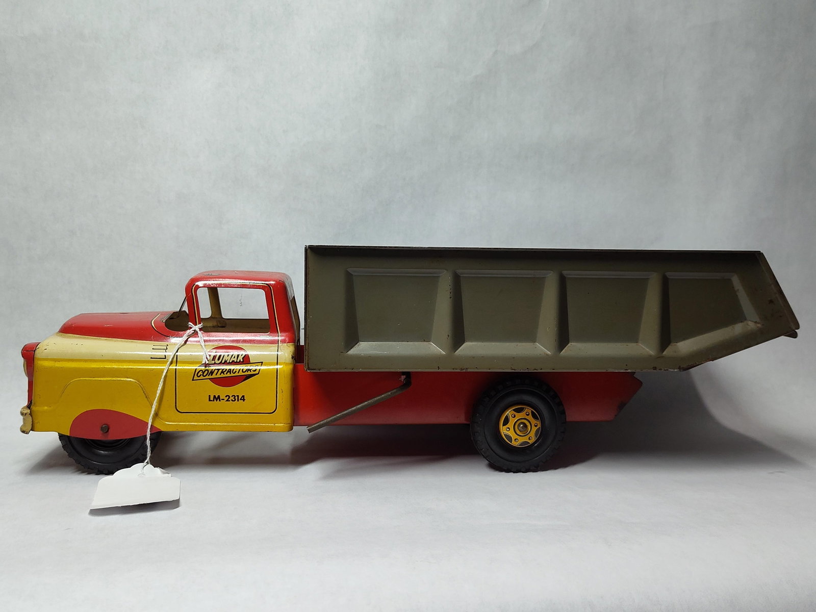 Marx Lumar Contractors Dump Truck LM-2314 (1 of 4)