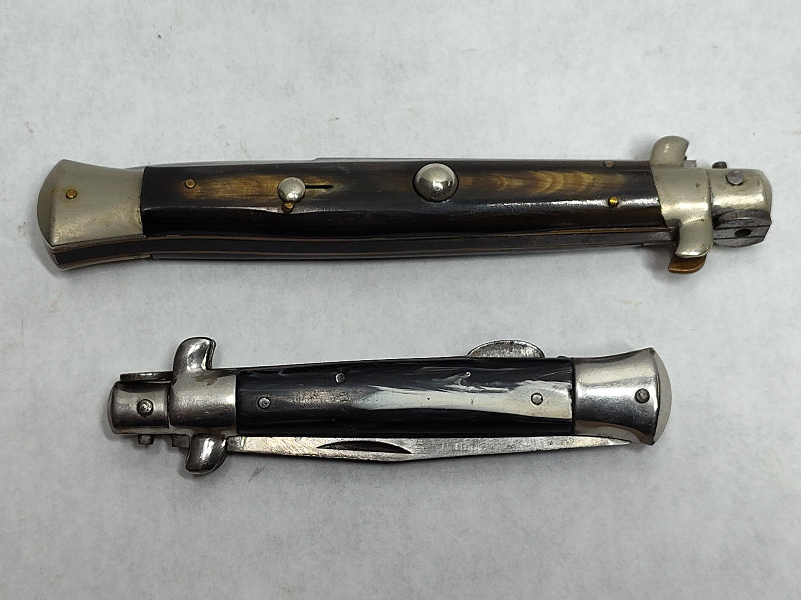 Pair Import & G.L.Co Italian Stiletto Knives (1 of 3)