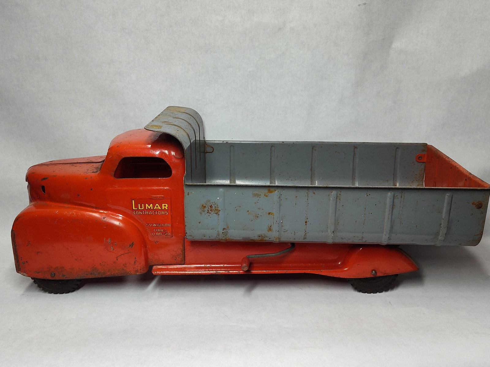 Marx Lumar Contractors Pressed Steel Dump Truck (1 of 4)