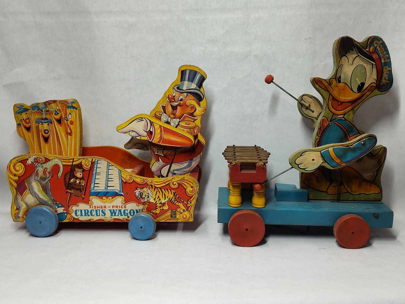 Pair Fisher-Price Pull Toys: Wagon & Xylophone (1 of 5)