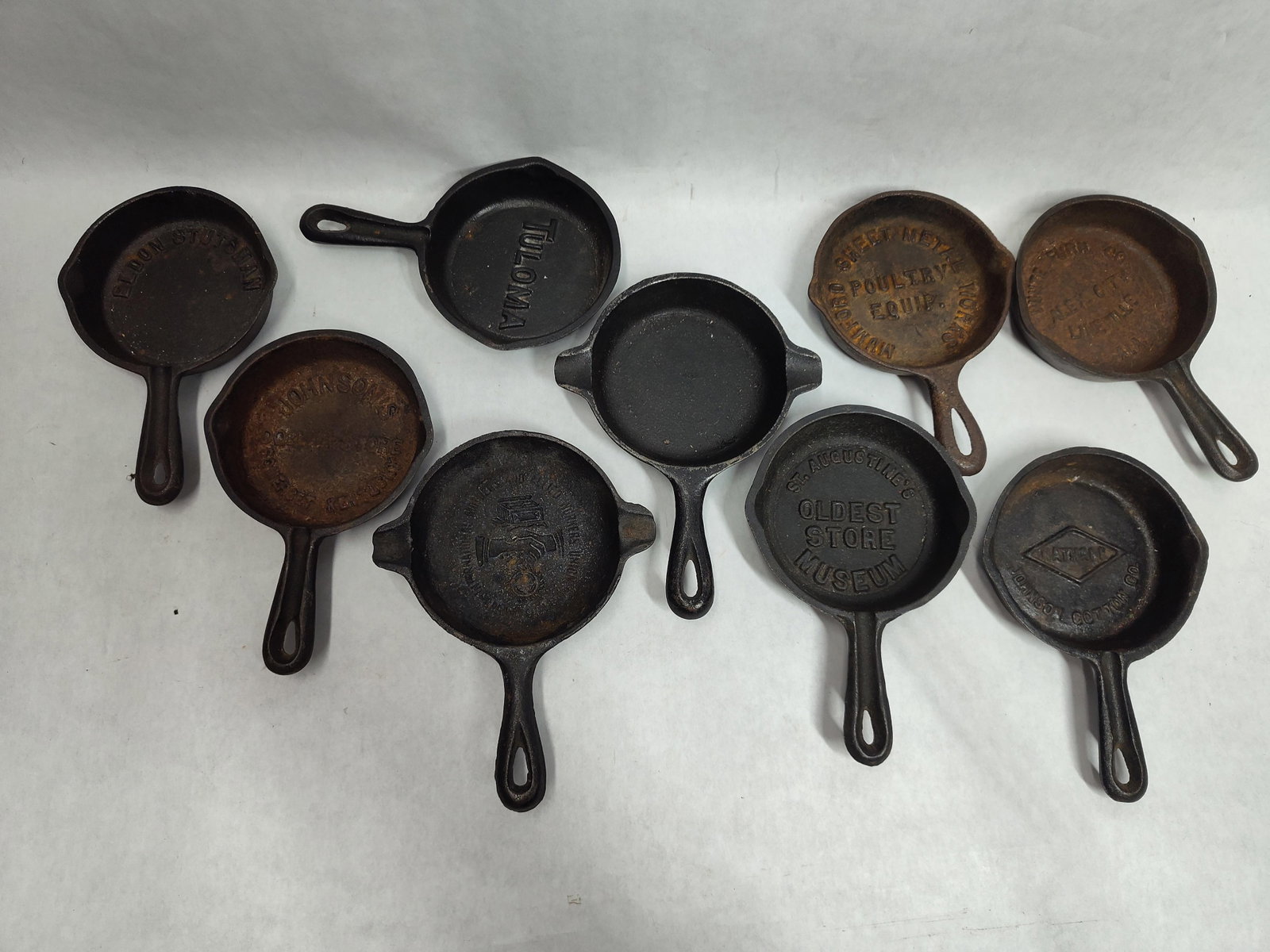 9 Advertising & Souvenir Iron Skillet Ashtrays (1 of 6)