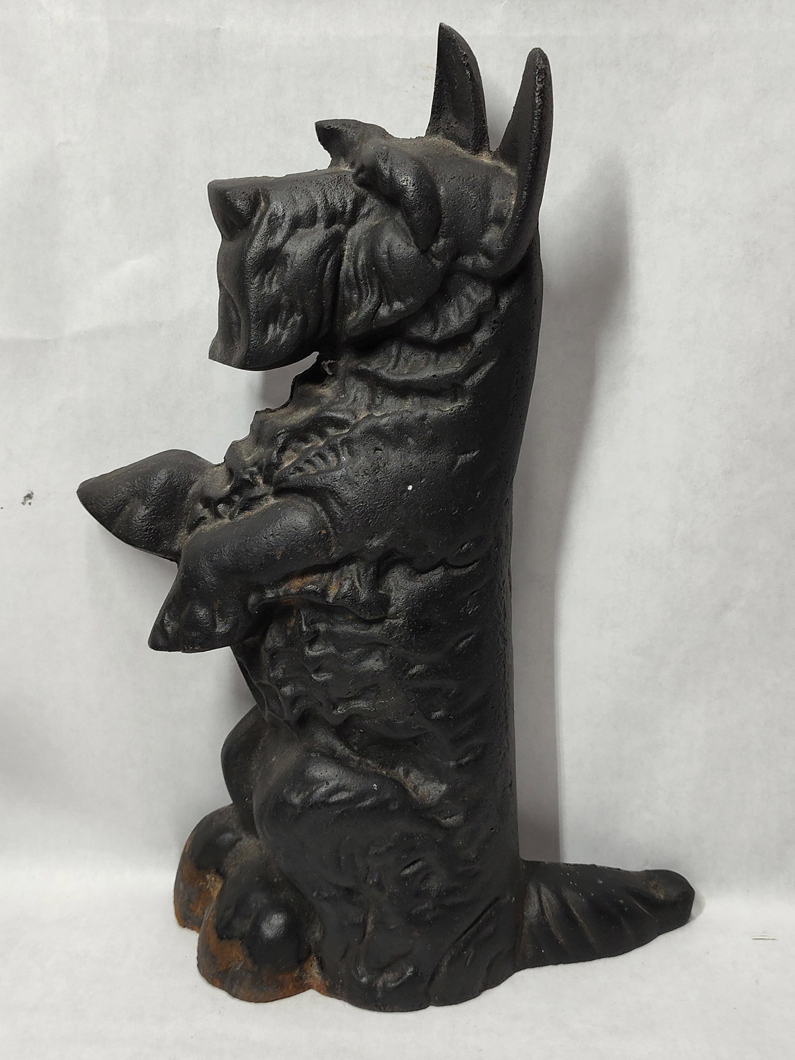 Cast Iron Begging Scottish Terrier Dog Doorstop (1 of 4)