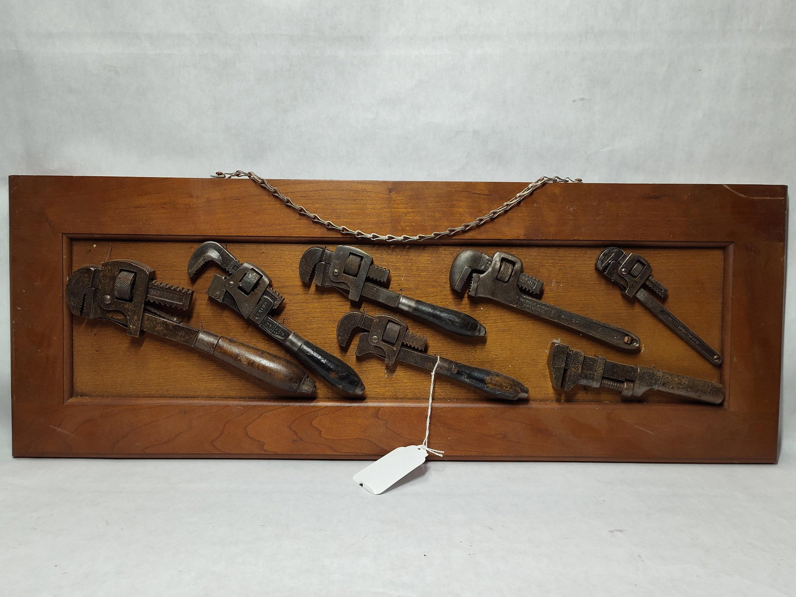 7 Stillson Pipe & Monkey Wrenches, Wood Stand (1 of 4)
