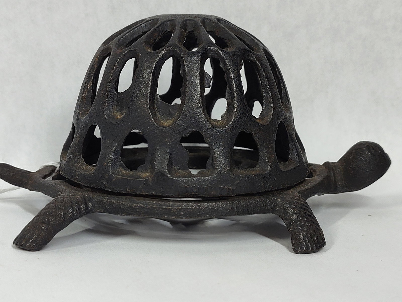 Antique Cast Iron Turtle String Holder - 3