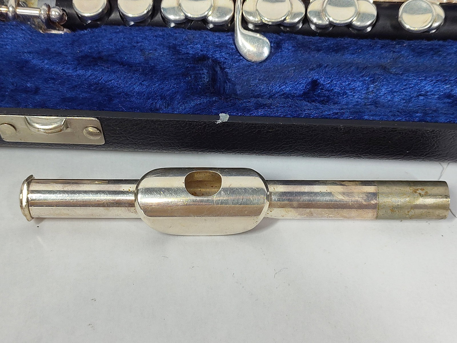 Gemeinhardt Model 4PMH Piccolo with Case - 4