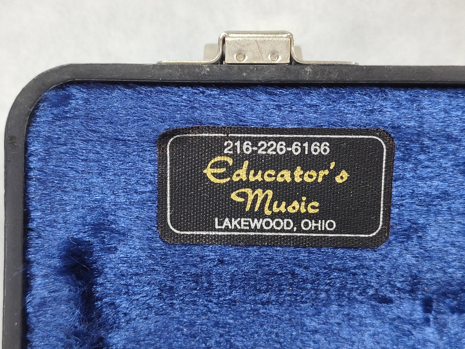Gemeinhardt Model 4PMH Piccolo with Case - 5