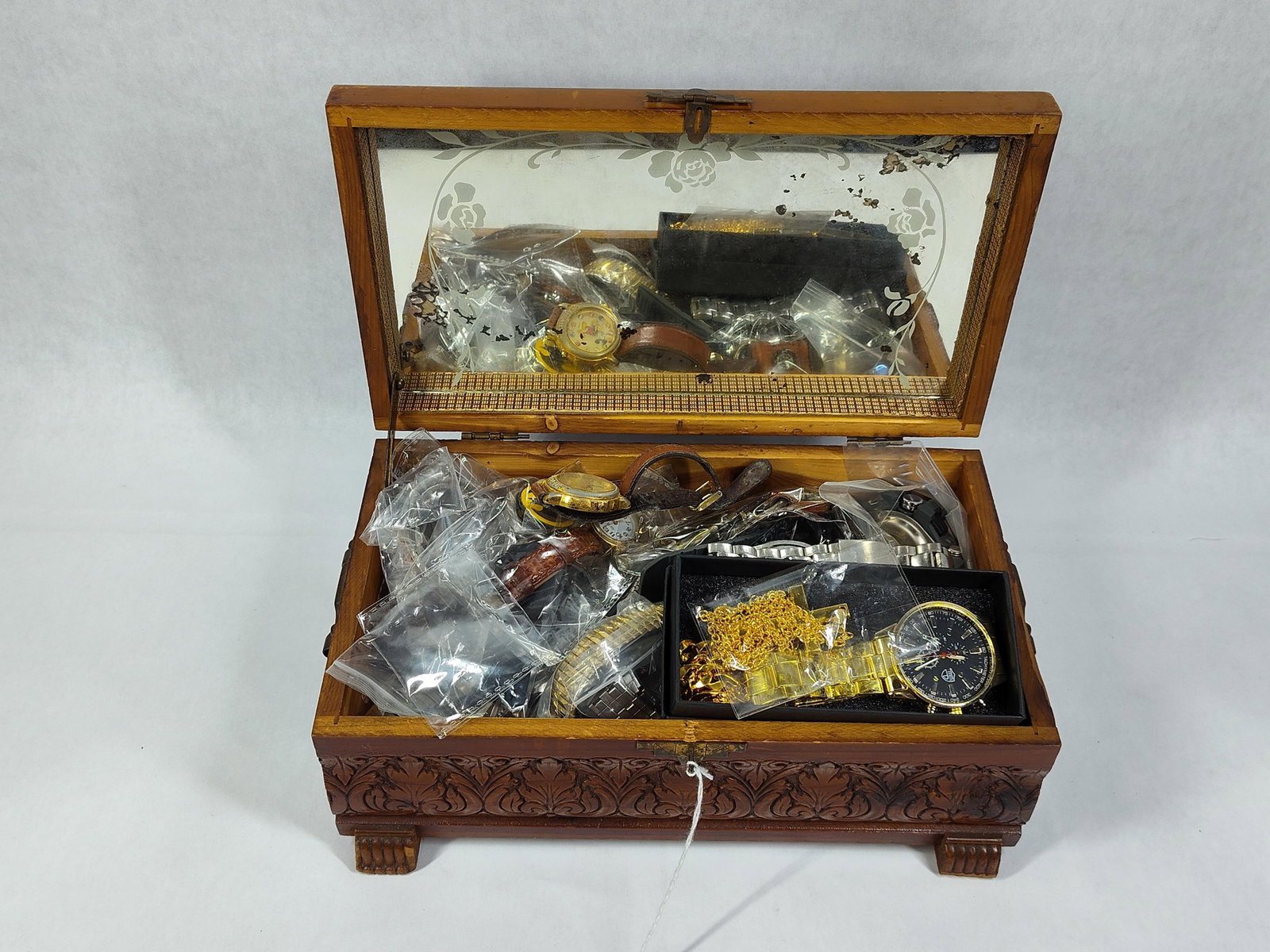 30 Wristwatches in Carved Wood Jewelry Box (1 of 8)