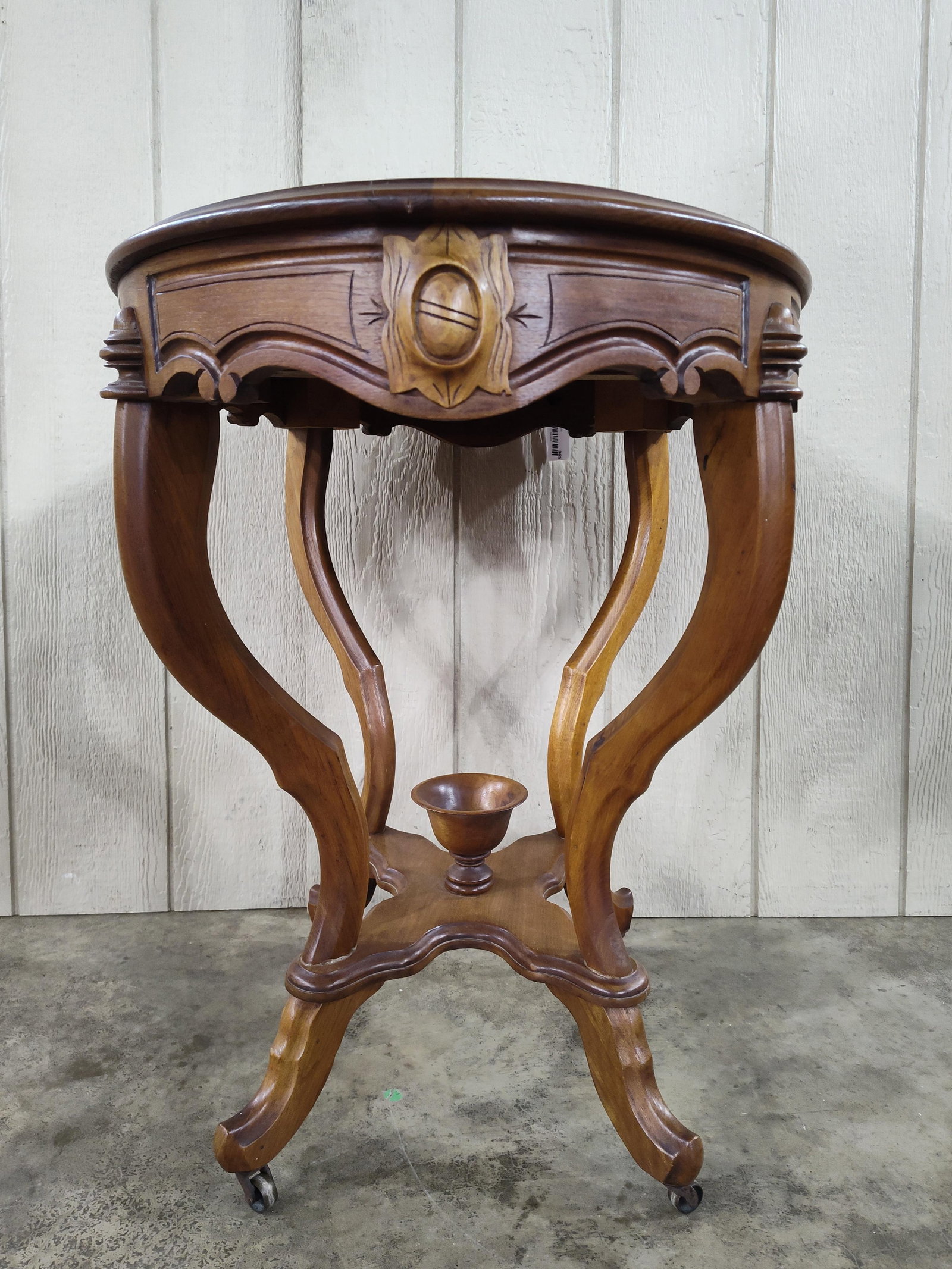 Victorian Walnut Rococo Revival Oval Parlor Table - 4