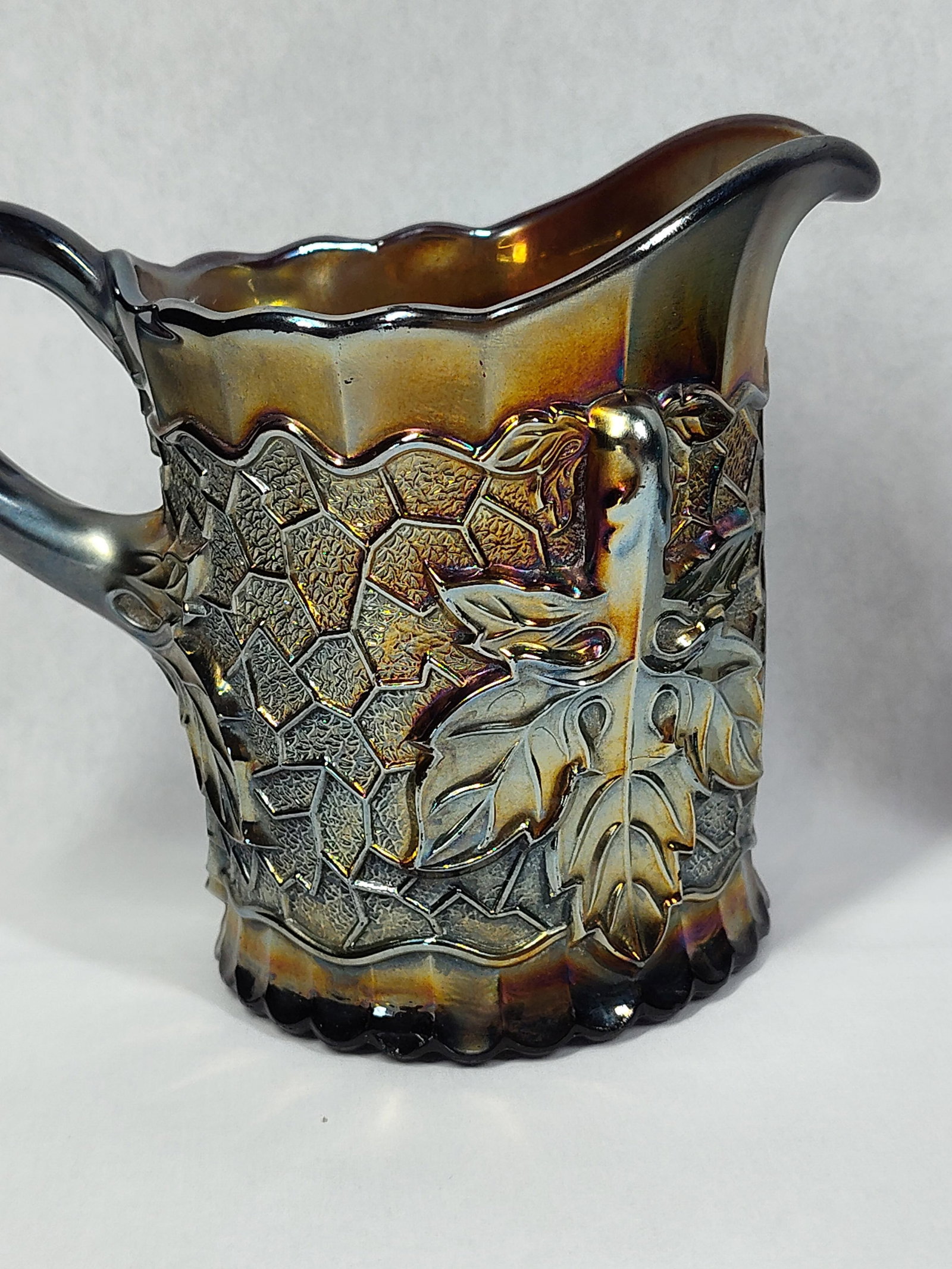 Assorted American Carnival Glass Tableware - 3
