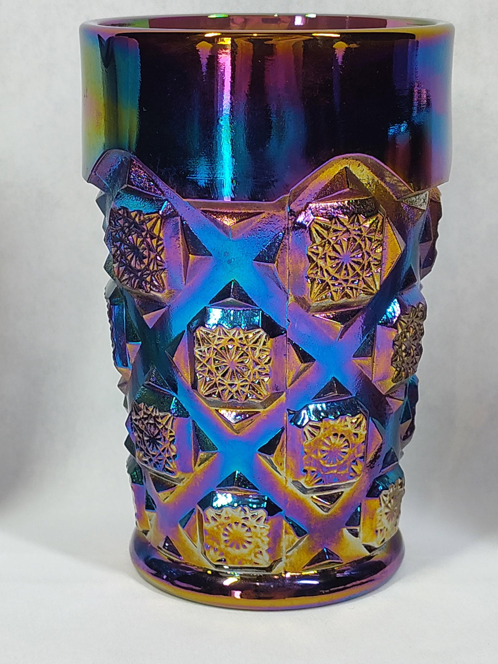 Assorted American Carnival Glass Tableware - 4
