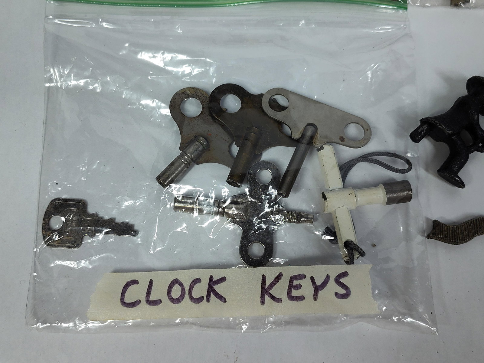 Antique & Hardware, Clock Keys & Components - 2