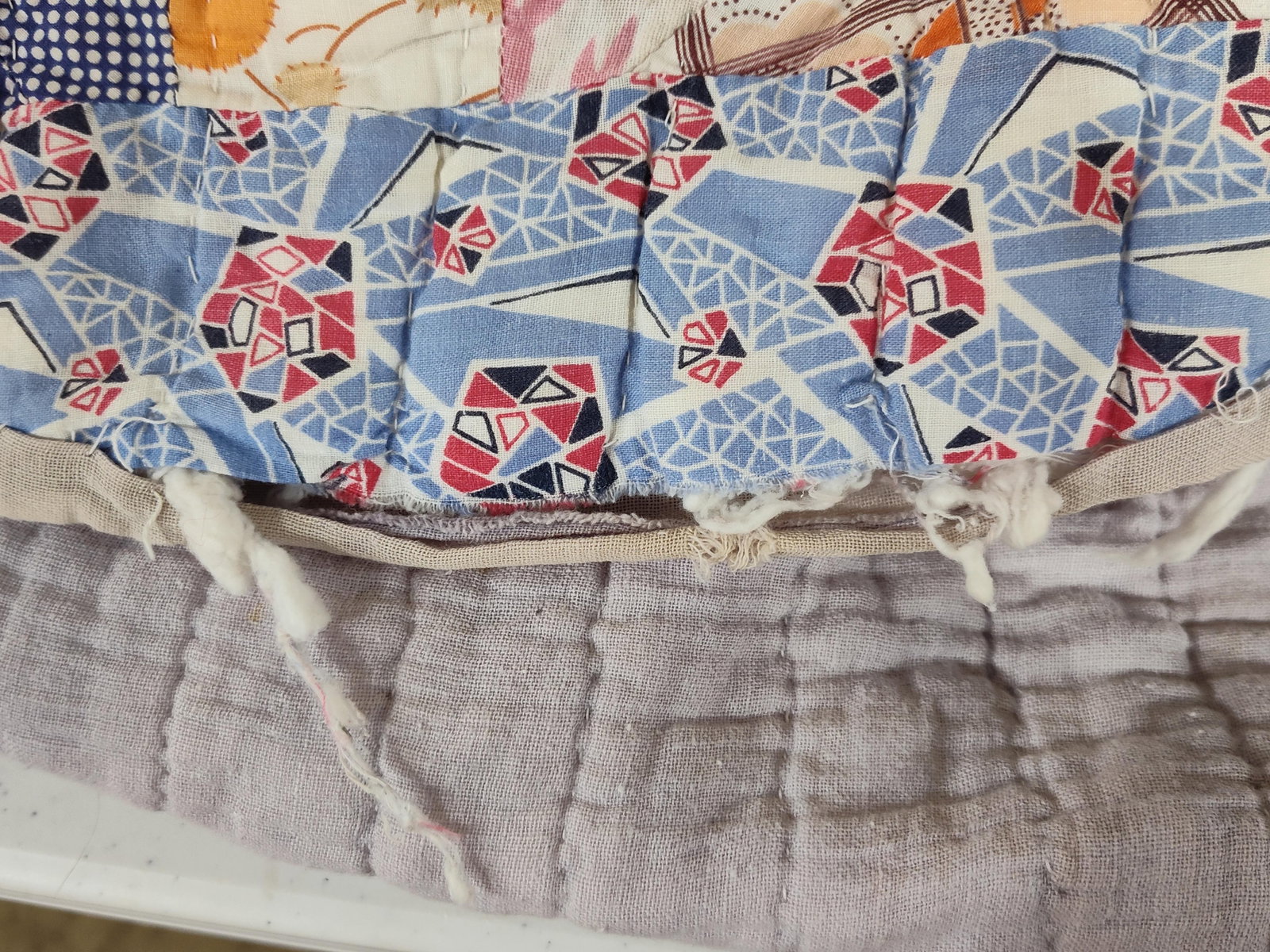 Mid-20th C. Criss-Cross Patchwork Feed Sack Quilt - 9