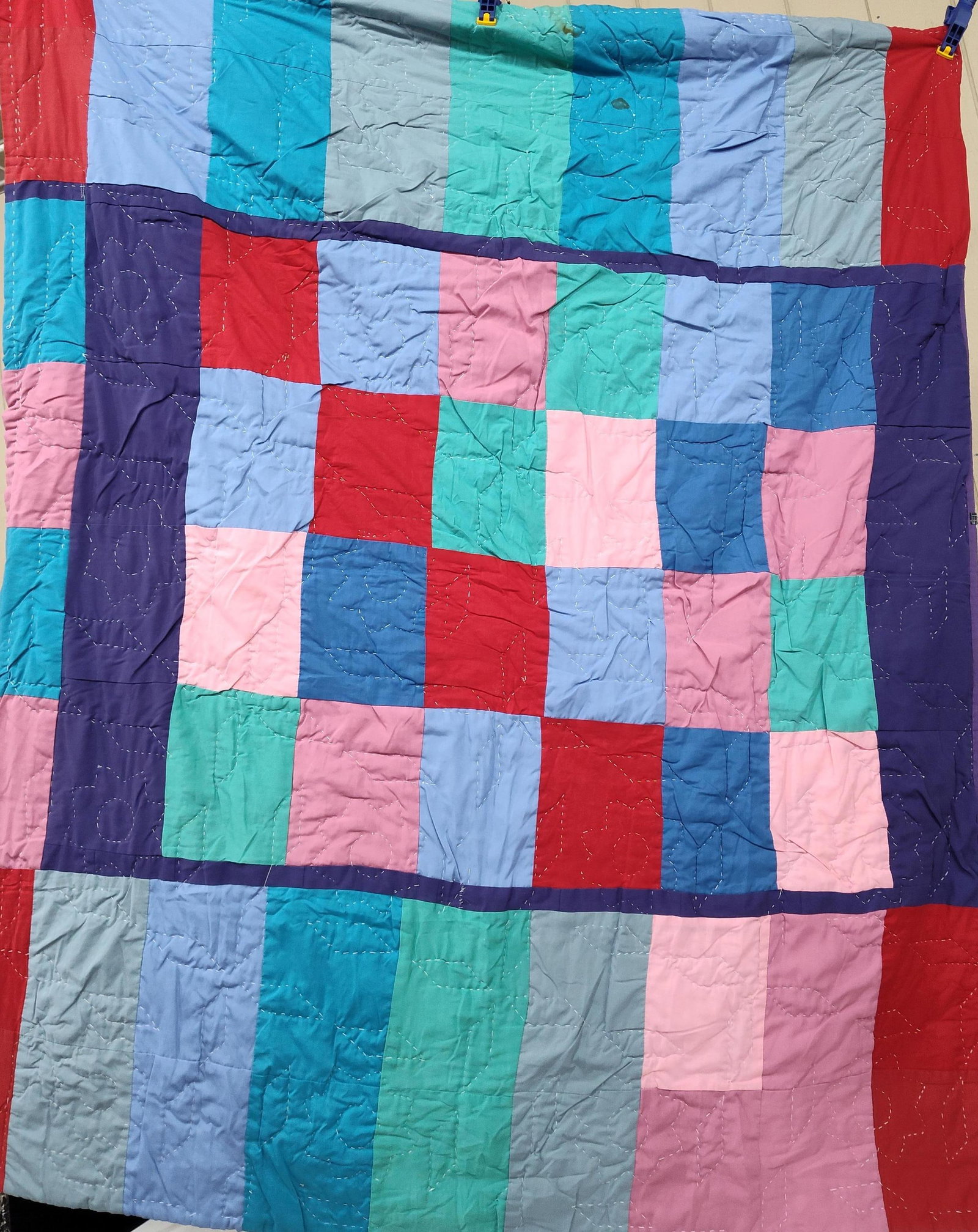 Reversible Hand-Quilted Patchwork Star Quilt - 4