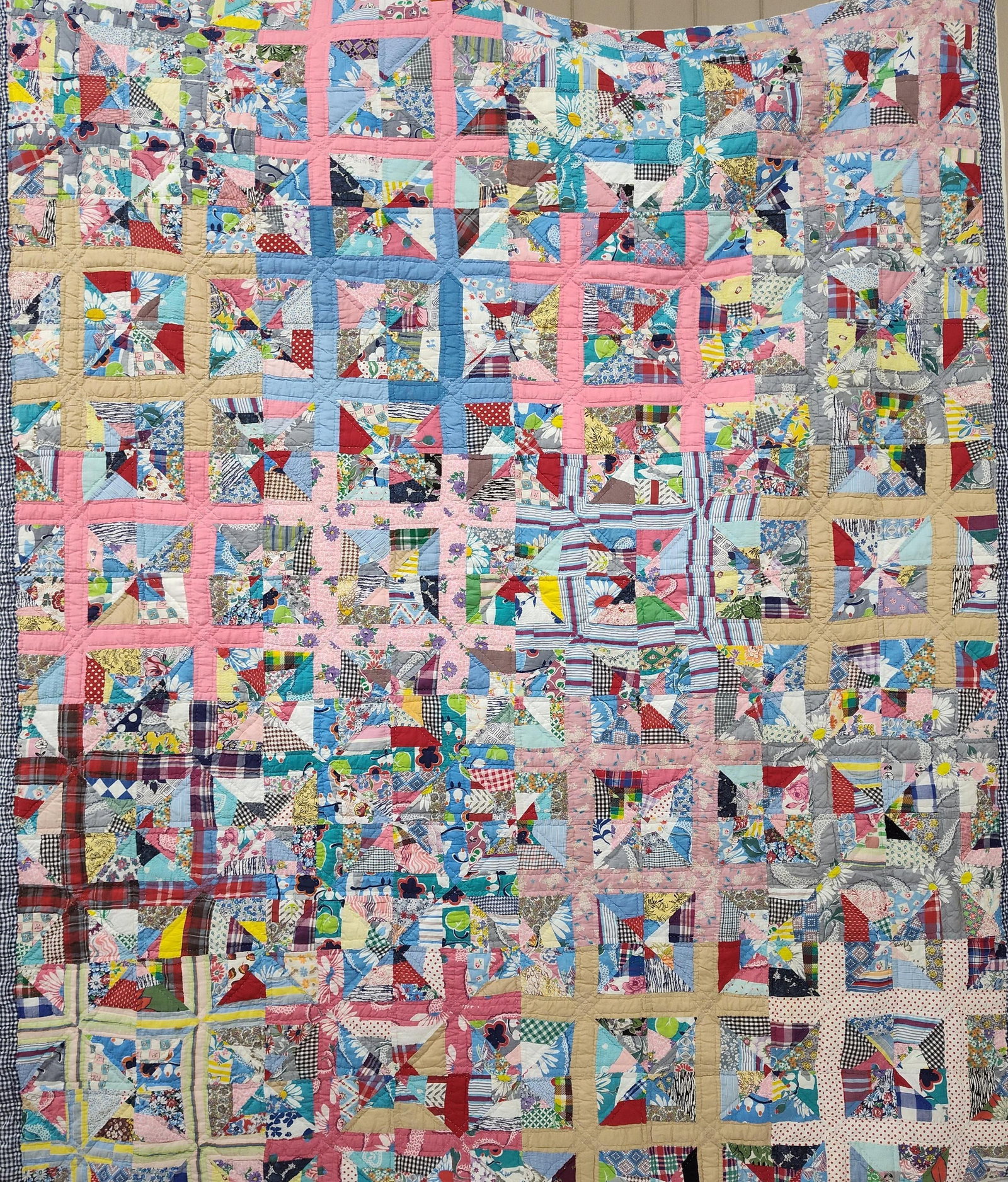Mid-C. American Spider Web Patchwork Quilt - 2