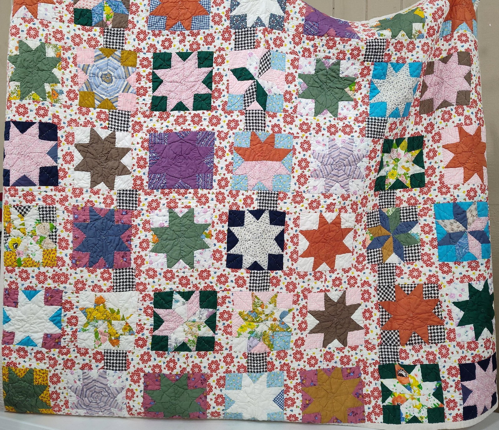 Hand-Stitched 8-Point Star Patchwork Quilt - 2