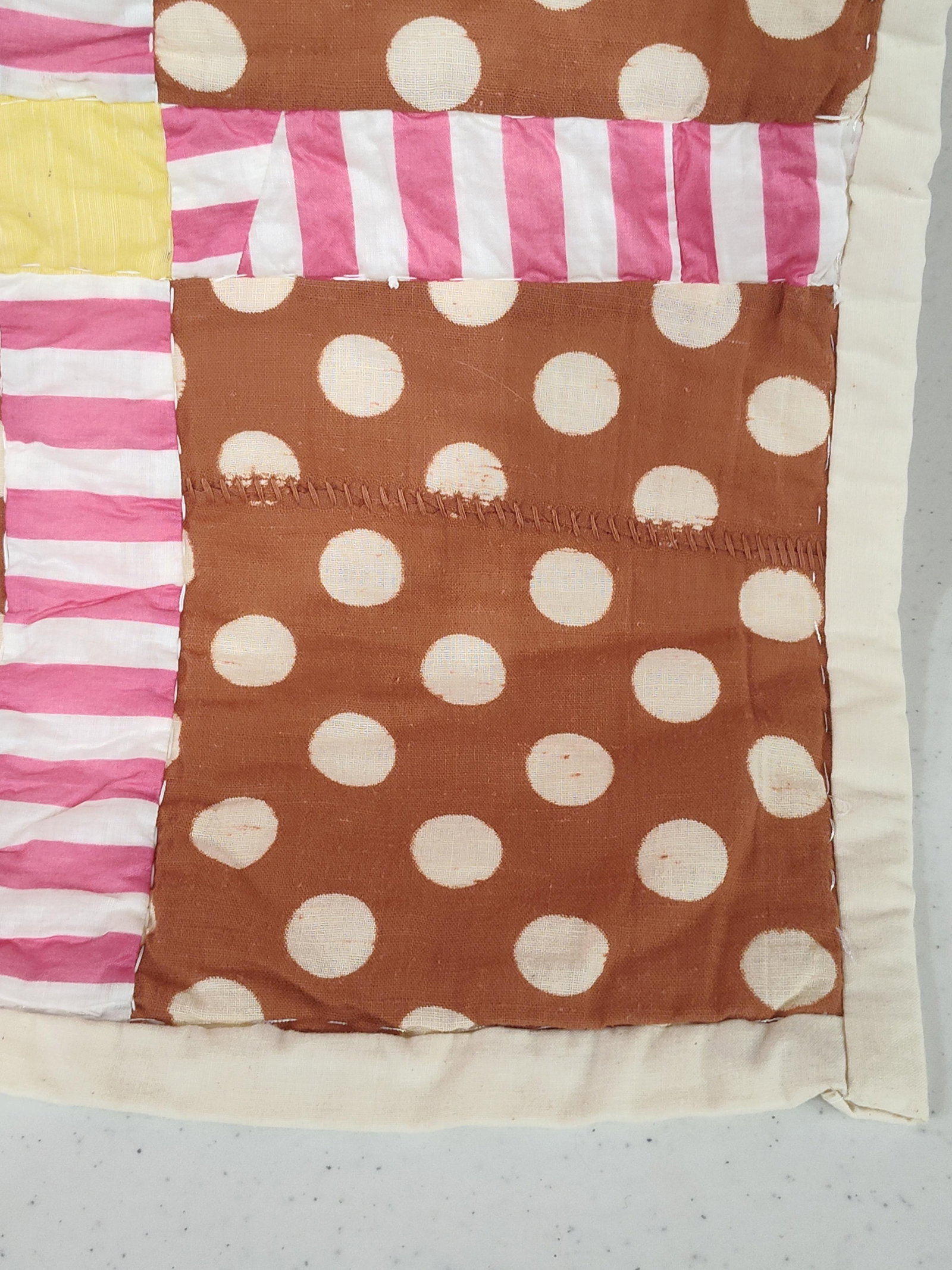 American Mid-C. Patchwork Cotton Utility Quilt - 3