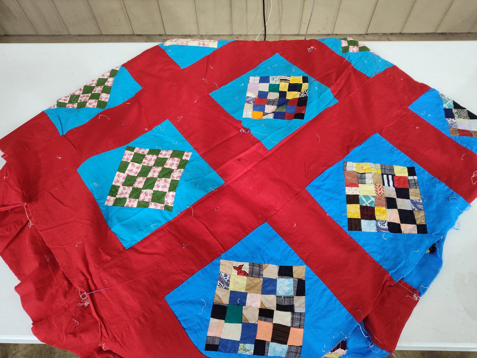 Mid-20th C. American Patchwork Quilt Top - 2