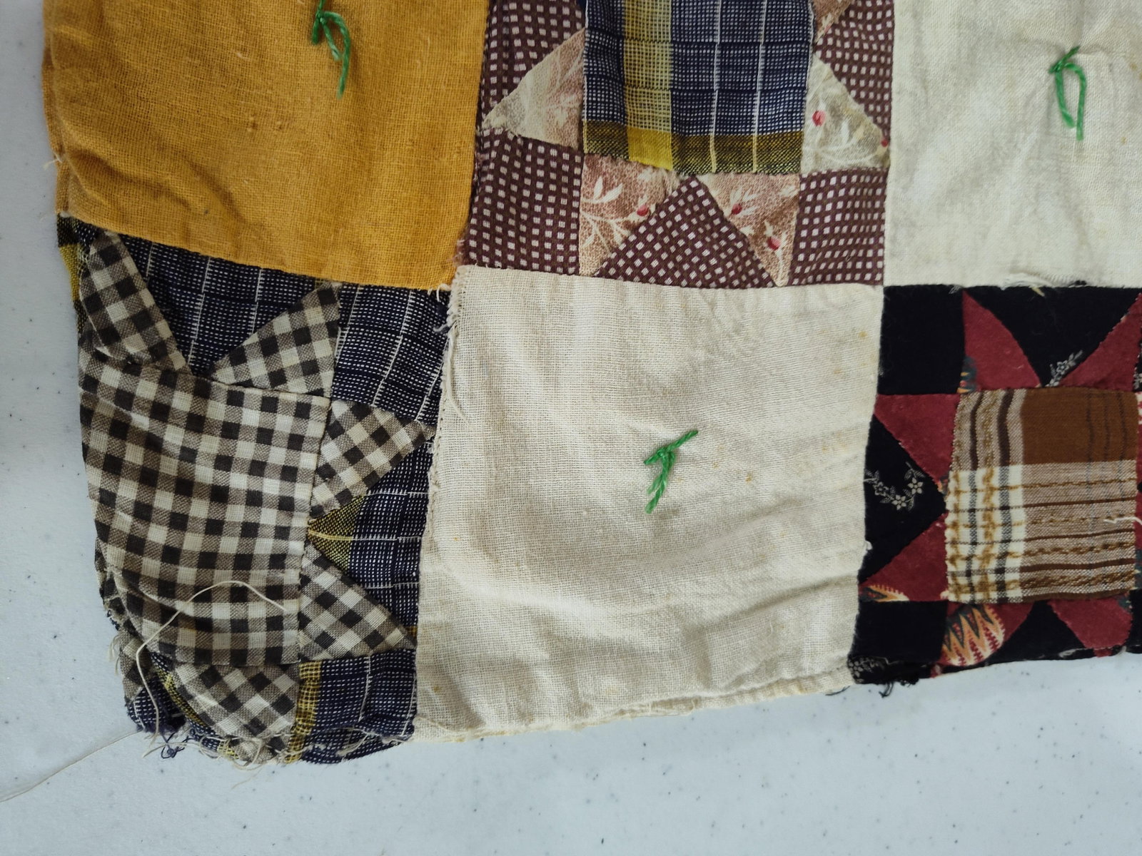 American Folk Art Patchwork Sampler Quilt - 4