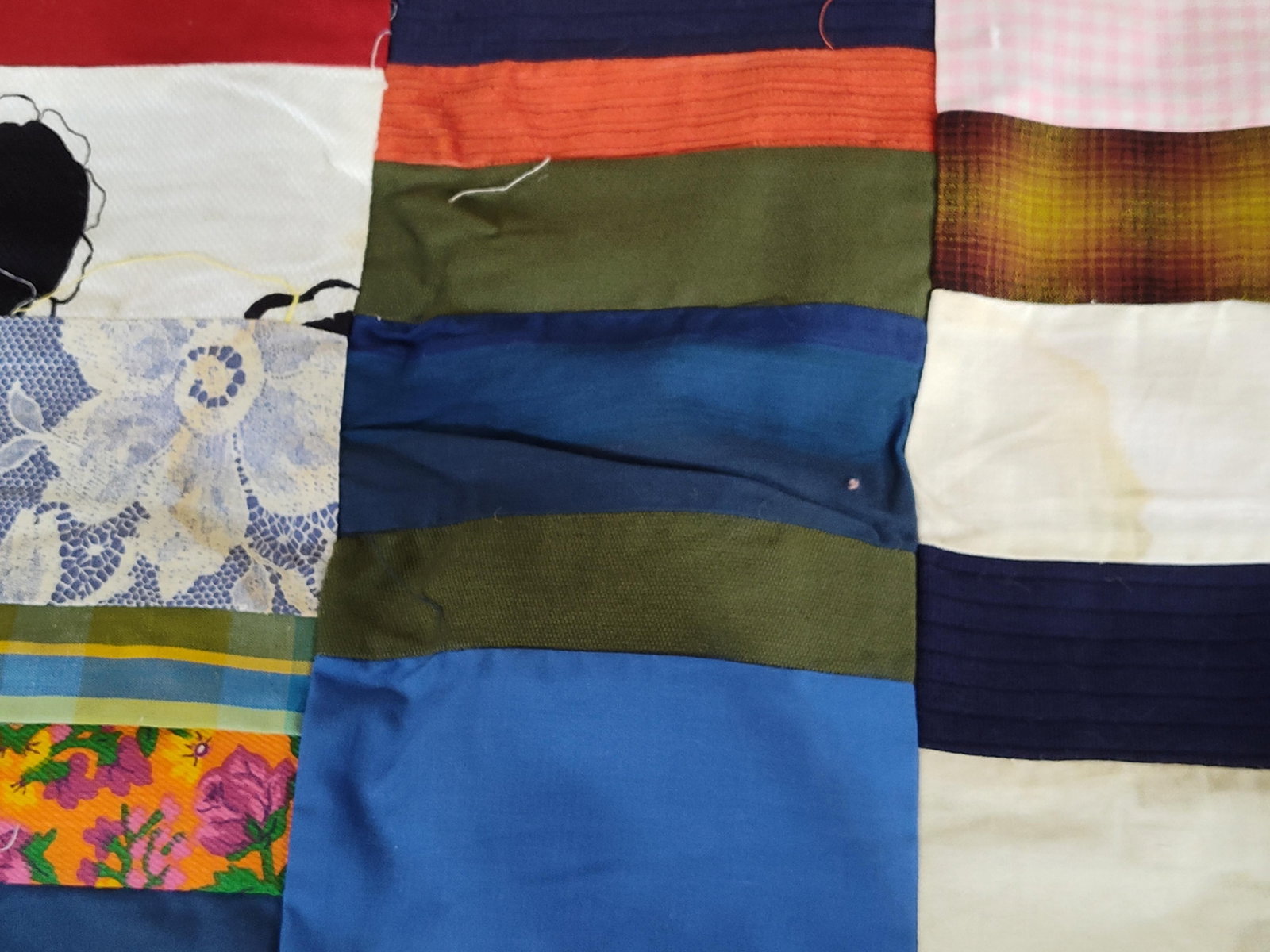 Mid-Late 20th C. Scrap Patchwork Quilt Top - 3