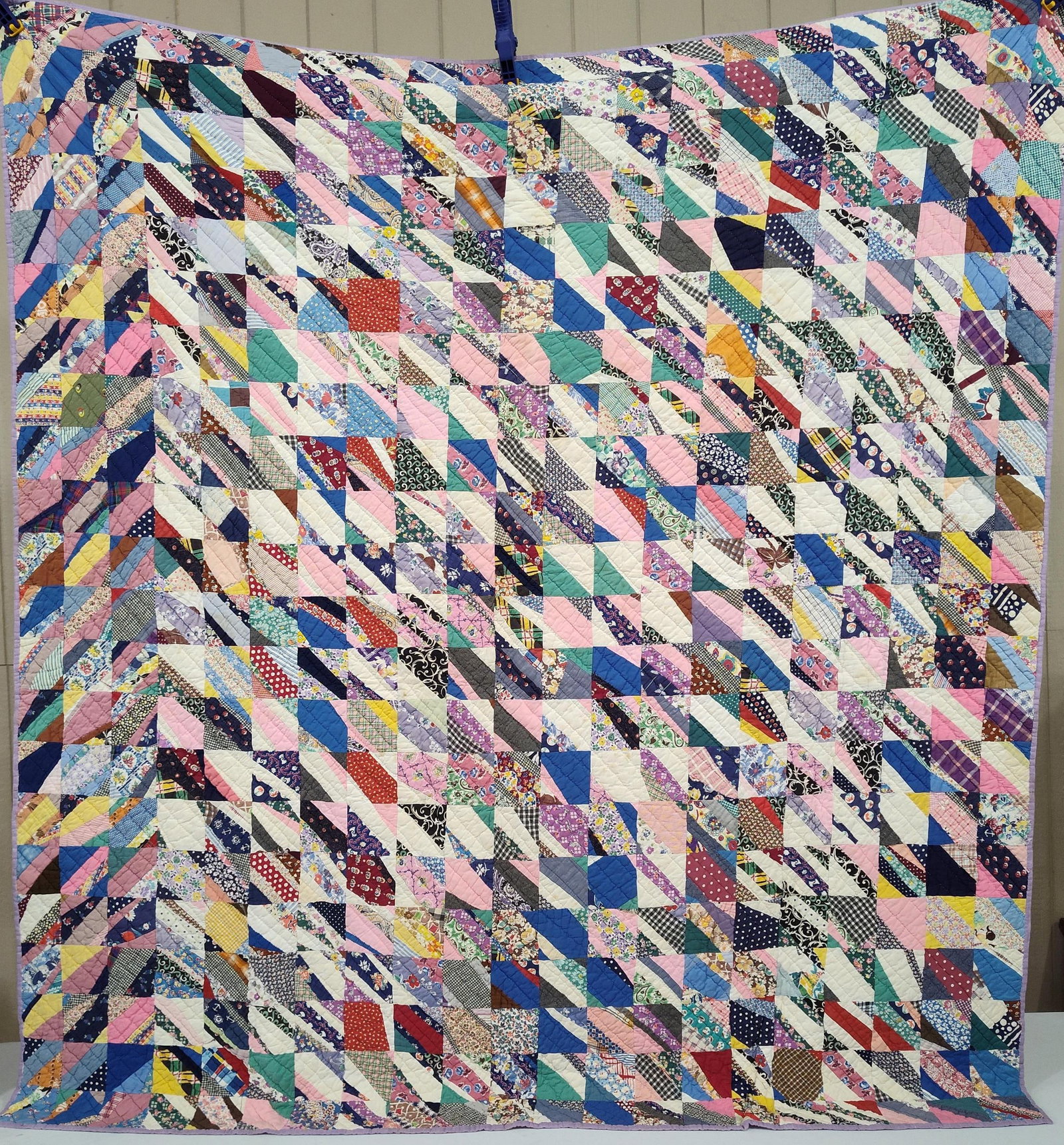 American Cotton String Patchwork Quilt, 20th C - 2
