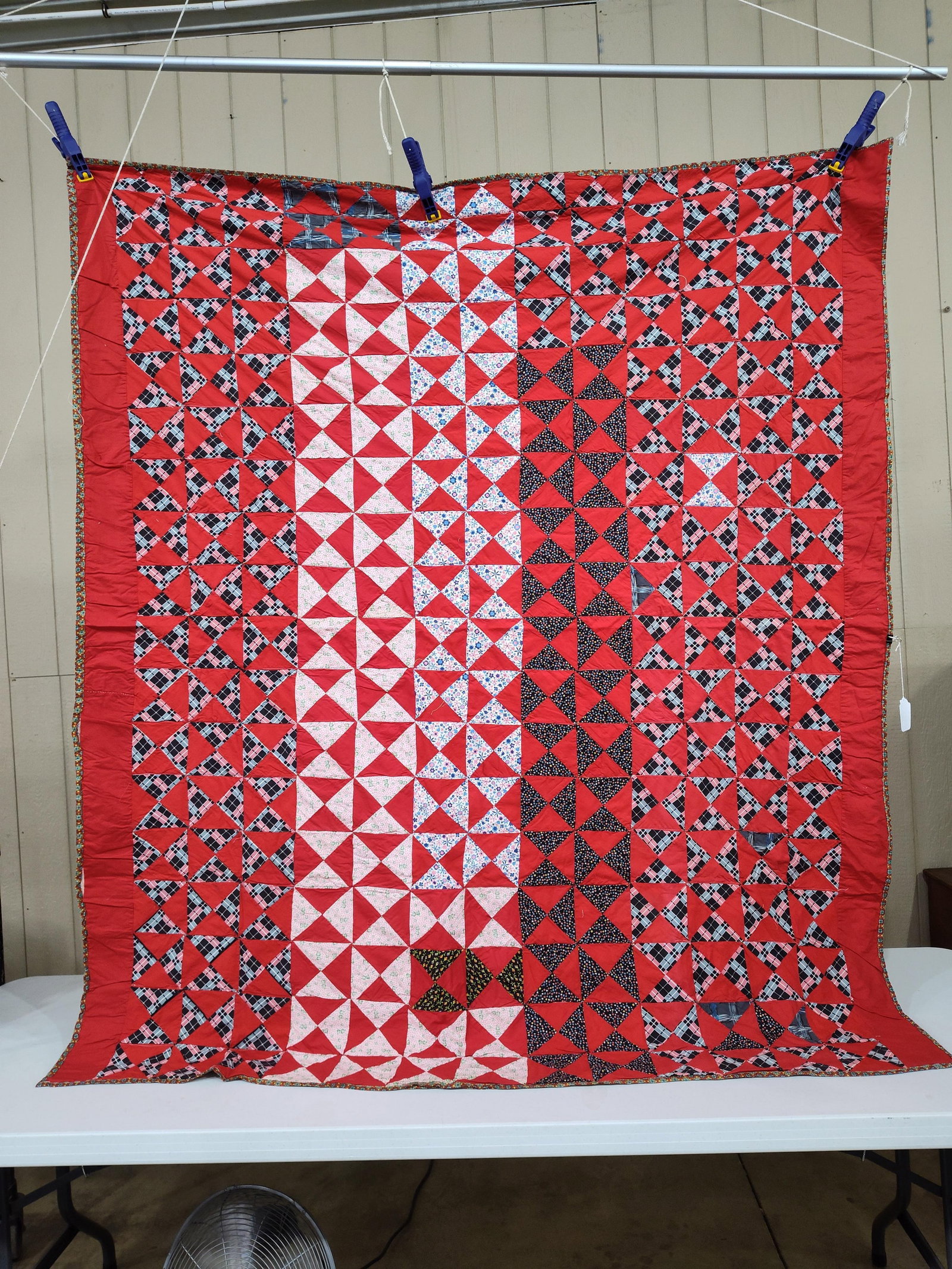 American Cotton Pinwheel Pattern Patchwork Quilt - 2