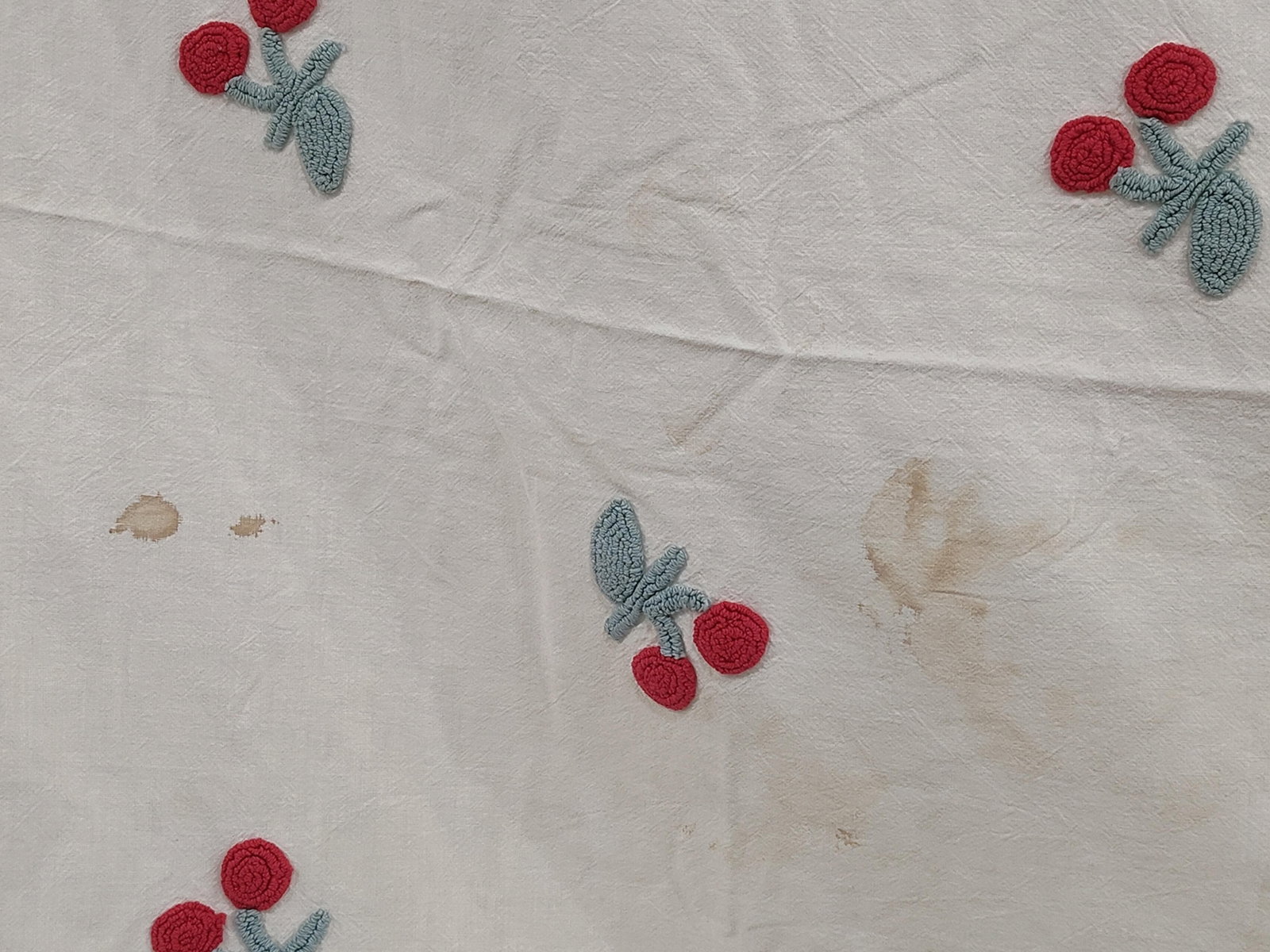 Mid-20th C. Cherry Pattern Chenille Bedspread - 3