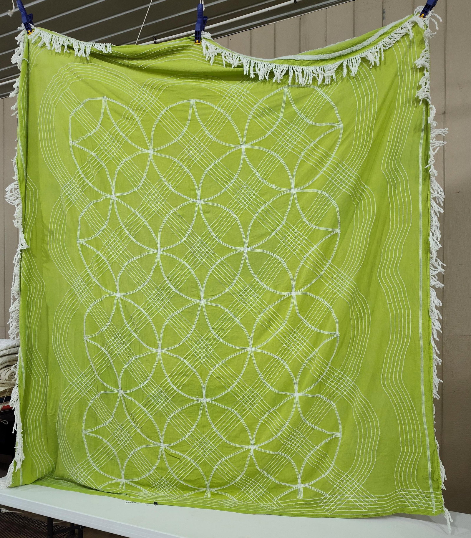 Mid-C. Chartreuse Geometric Chenille Bedspread - 3