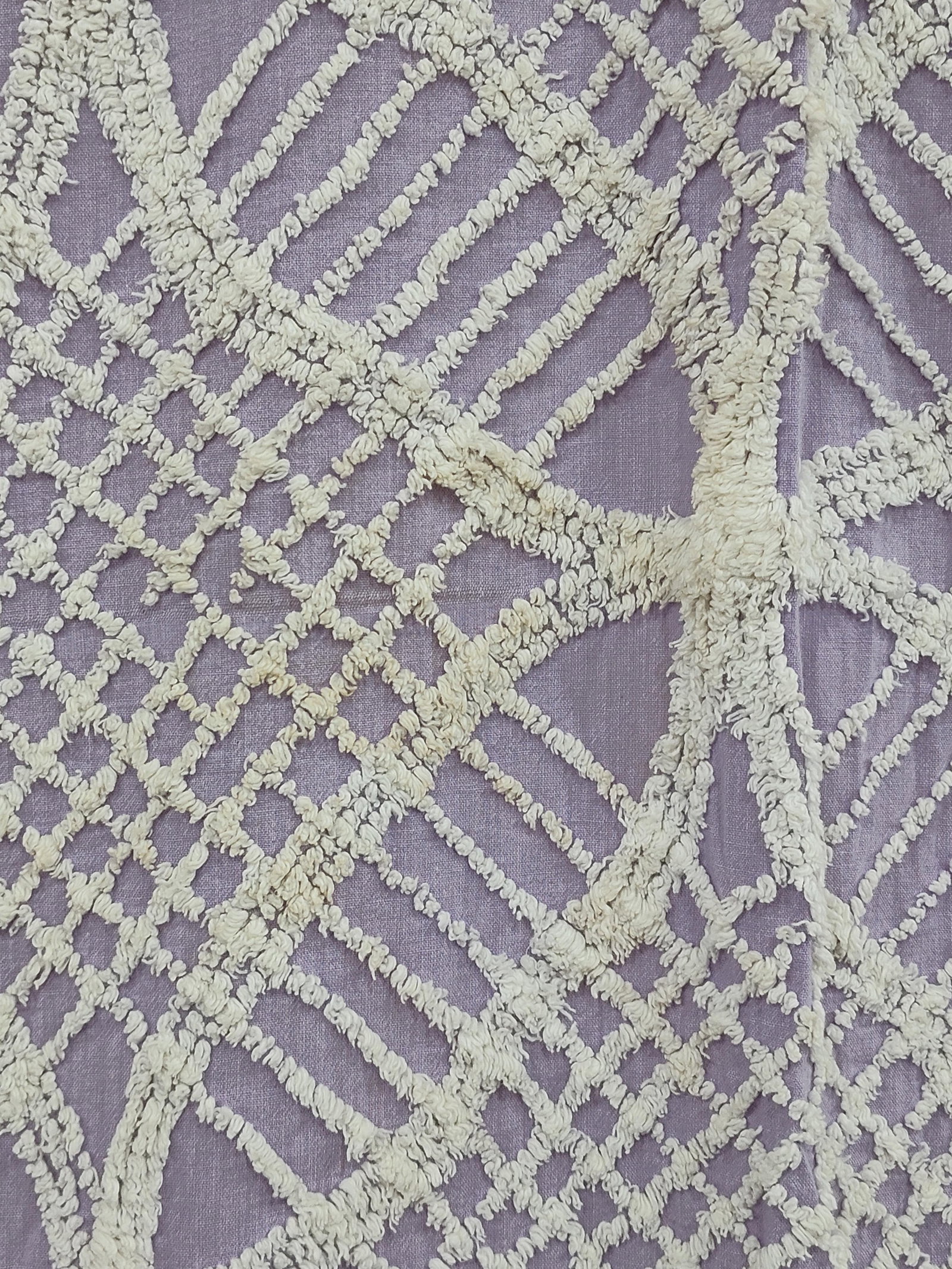 Lavender Chenille Double Wedding Ring Bedspread - 3
