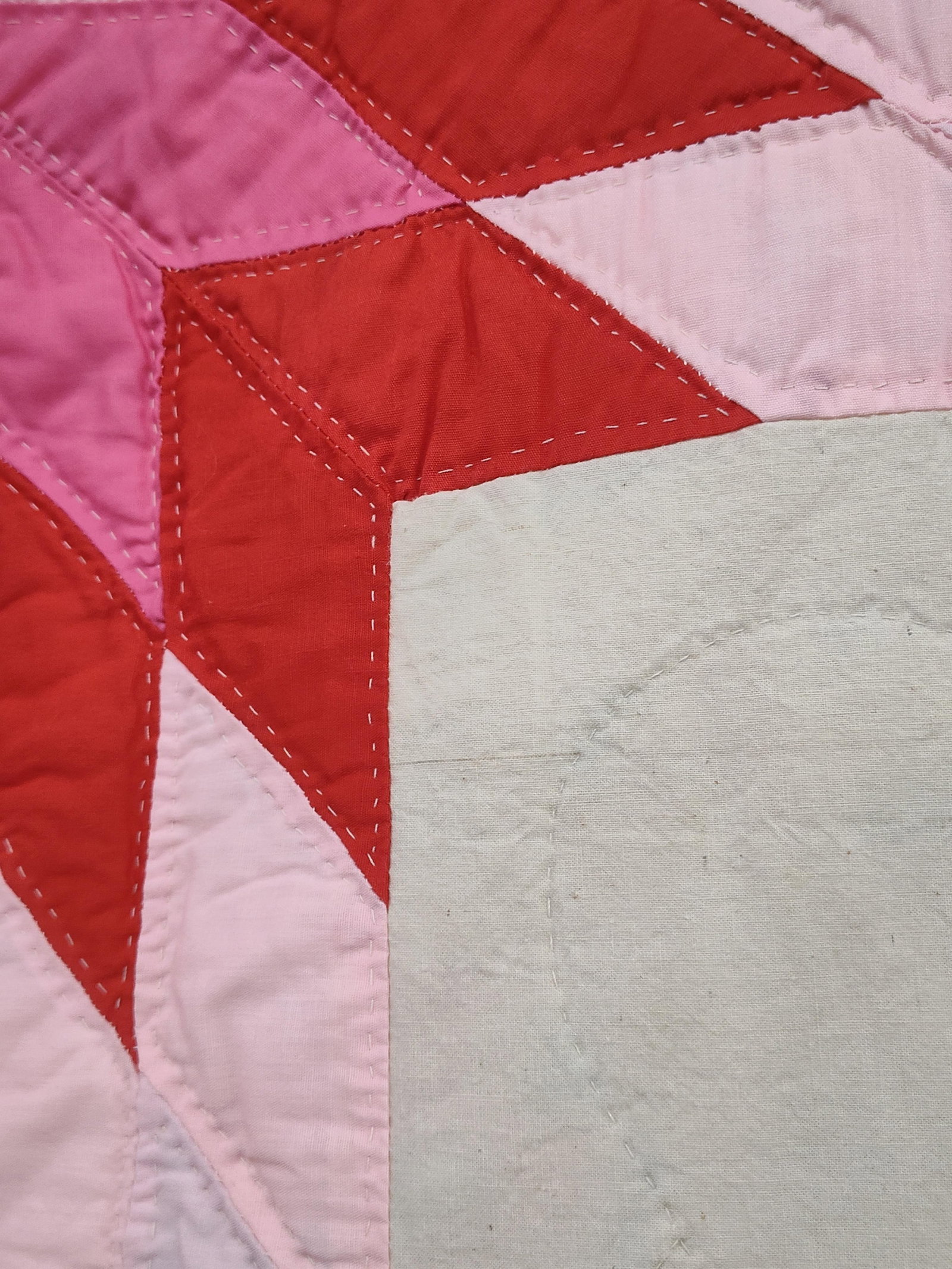Hand-Quilted Lone Star Patchwork Quilt - 2