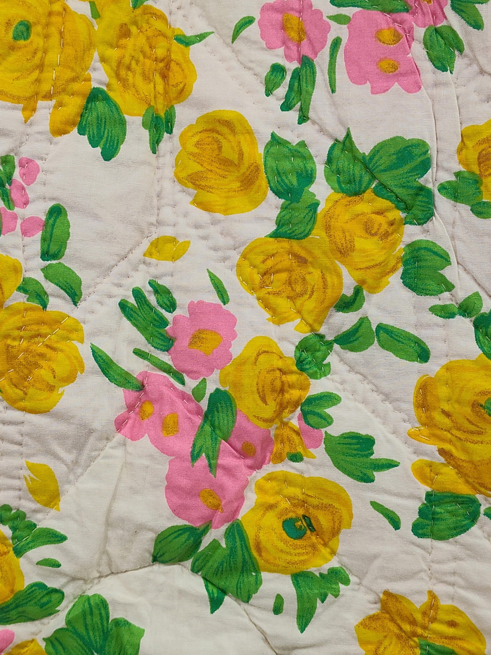 Hand-Quilted Lone Star Patchwork Quilt - 3