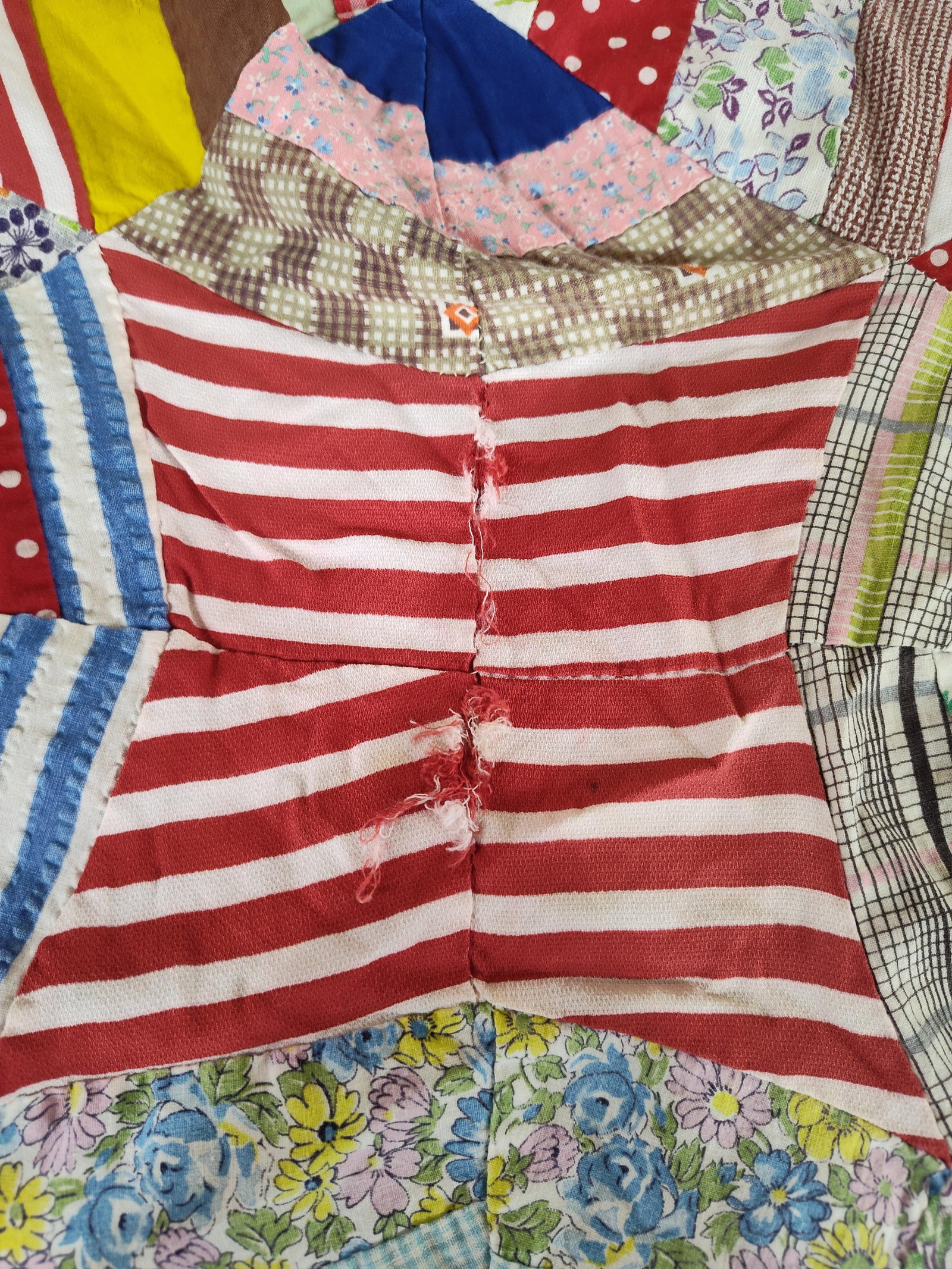 Mid-C. Spiderweb String-Pieced Cotton Quilt Top - 5