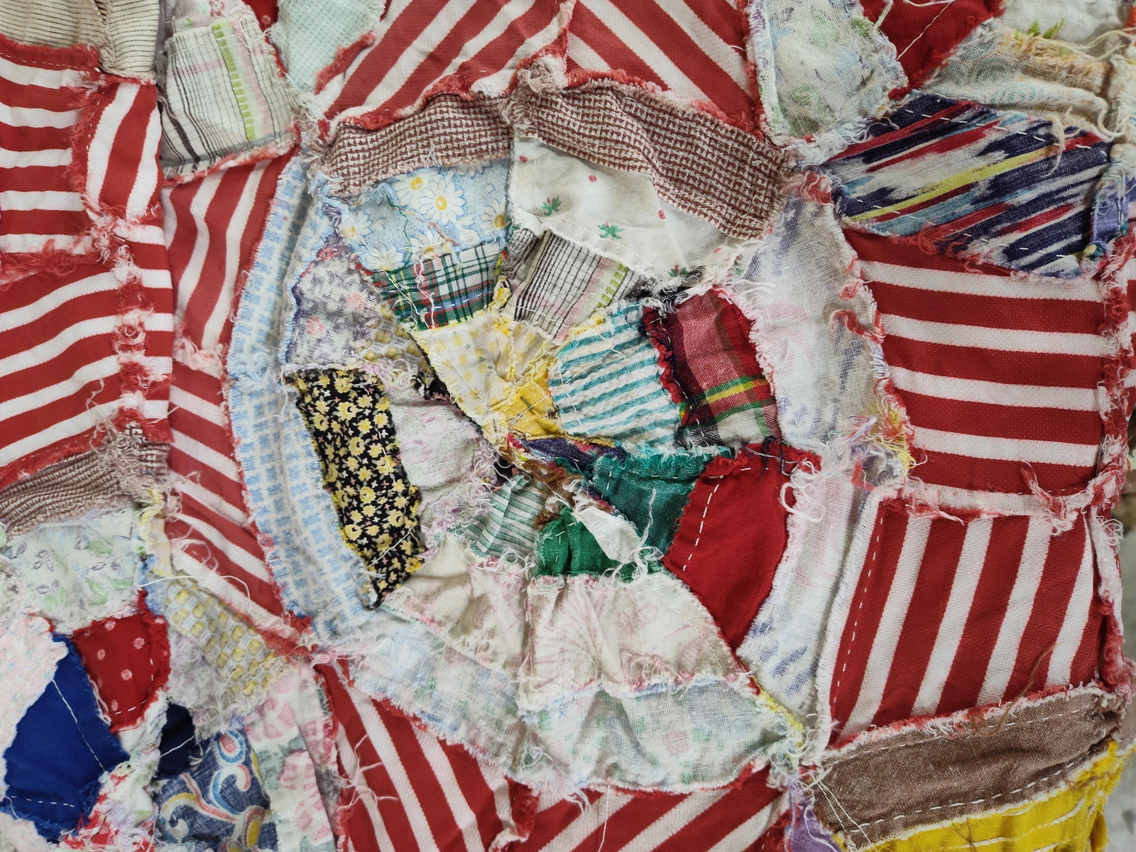 Mid-C. Spiderweb String-Pieced Cotton Quilt Top - 8