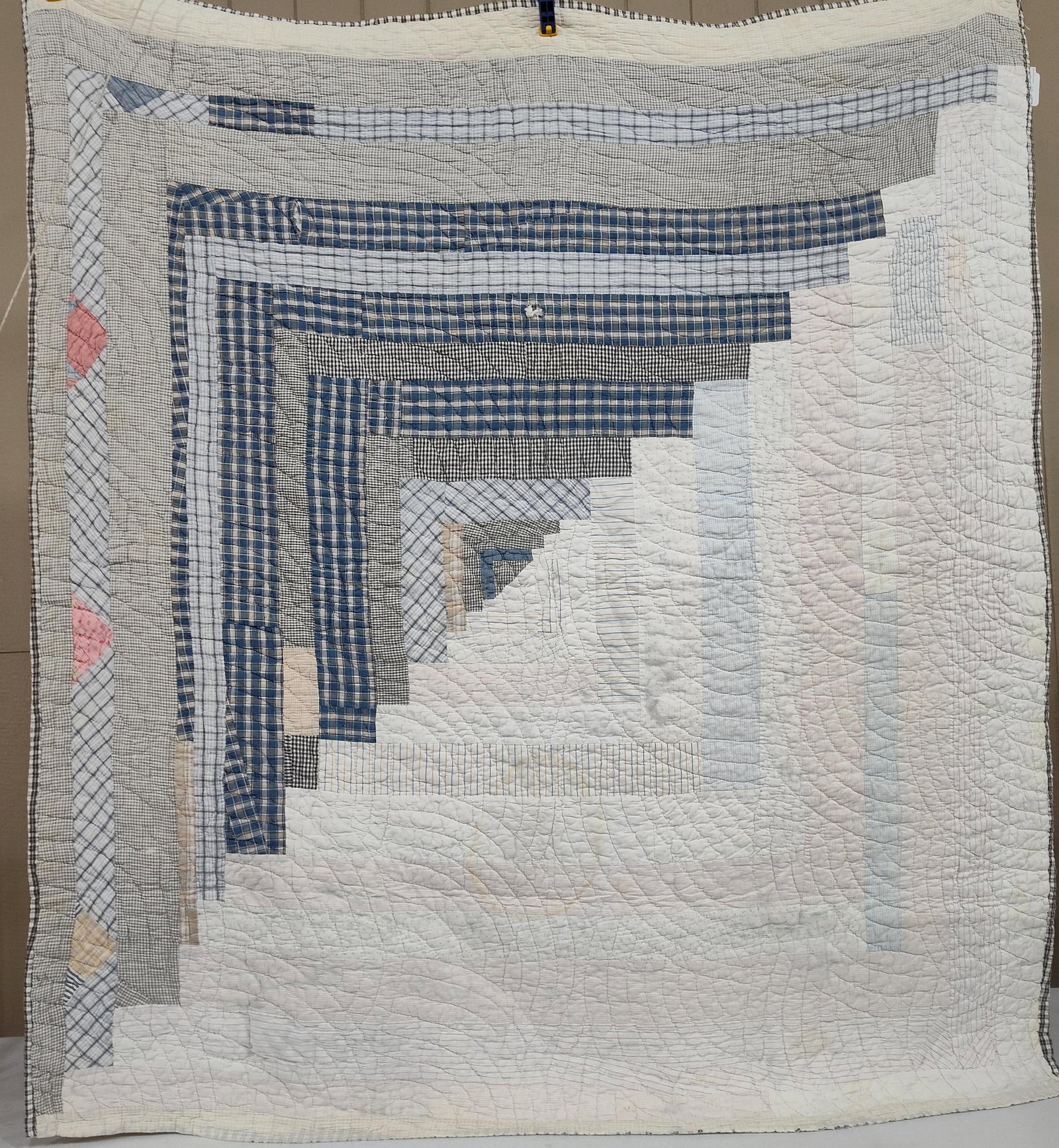 Large Scale Log Cabin Variation Patchwork Quilt - 2