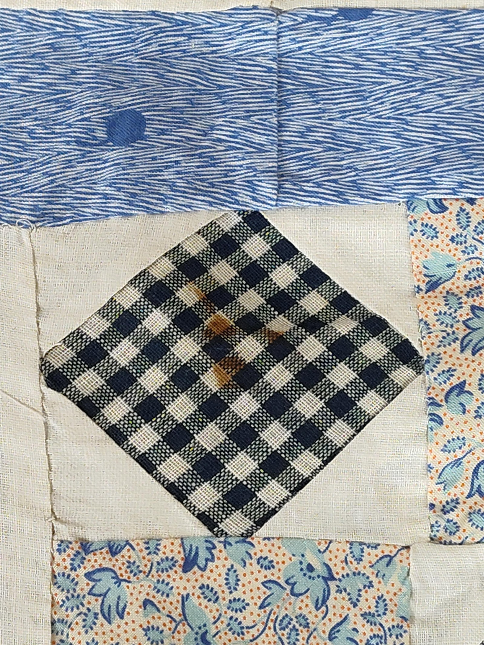 Mid-20th C. Hand-Pieced Cotton Patchwork Quilt Top - 5