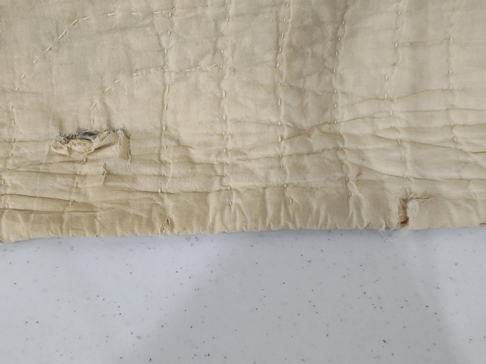 Antique American Octagonal Pattern Scrap Quilt - 3