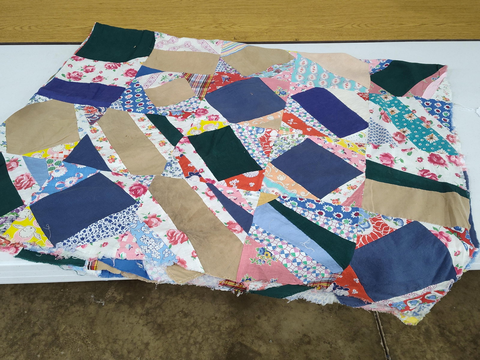 Mid-20th C. American Patchwork Crazy Quilt Top - 2