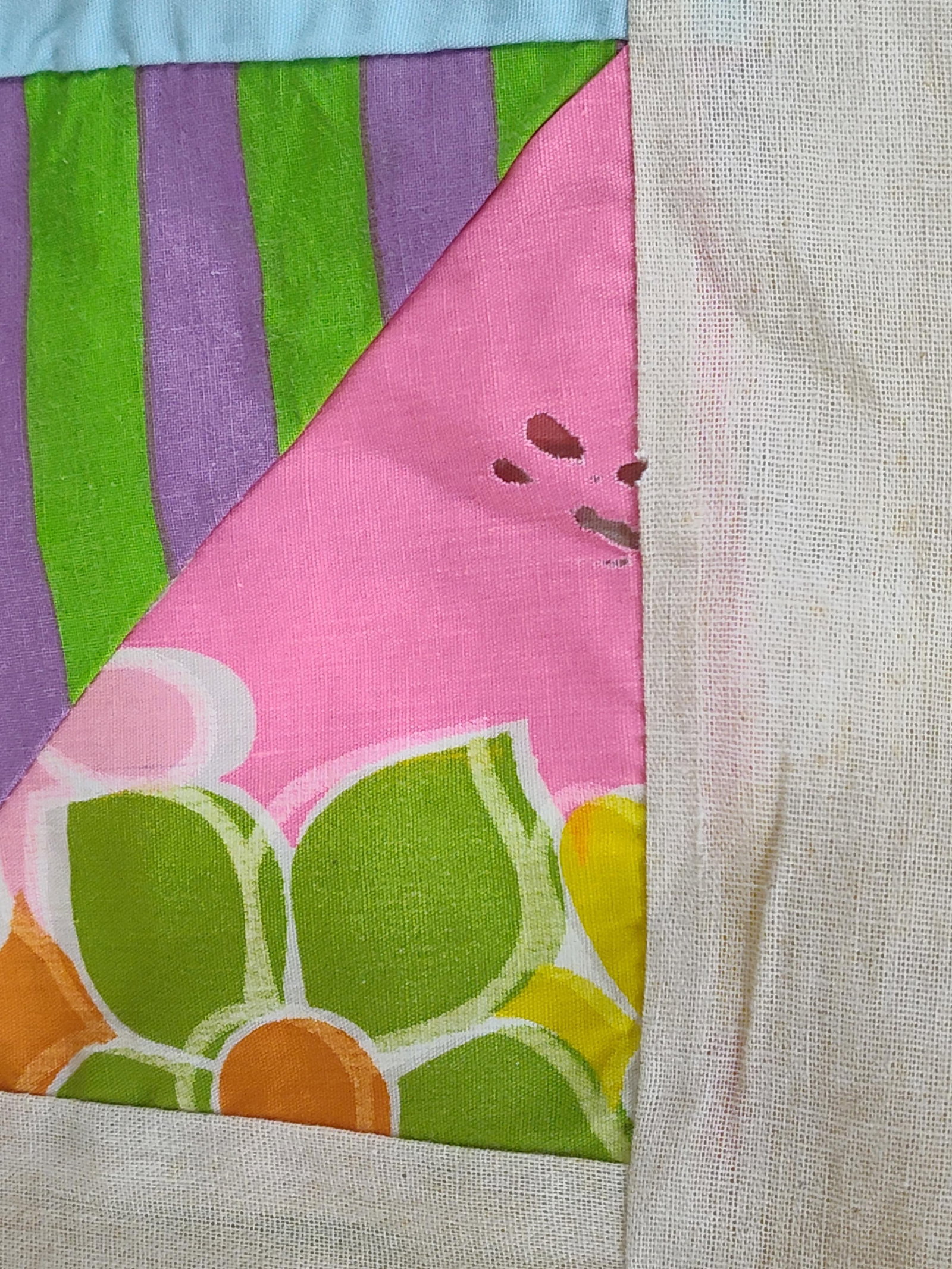 Mid-20th C. Pieced Maple Leaf Variation Quilt Top - 2