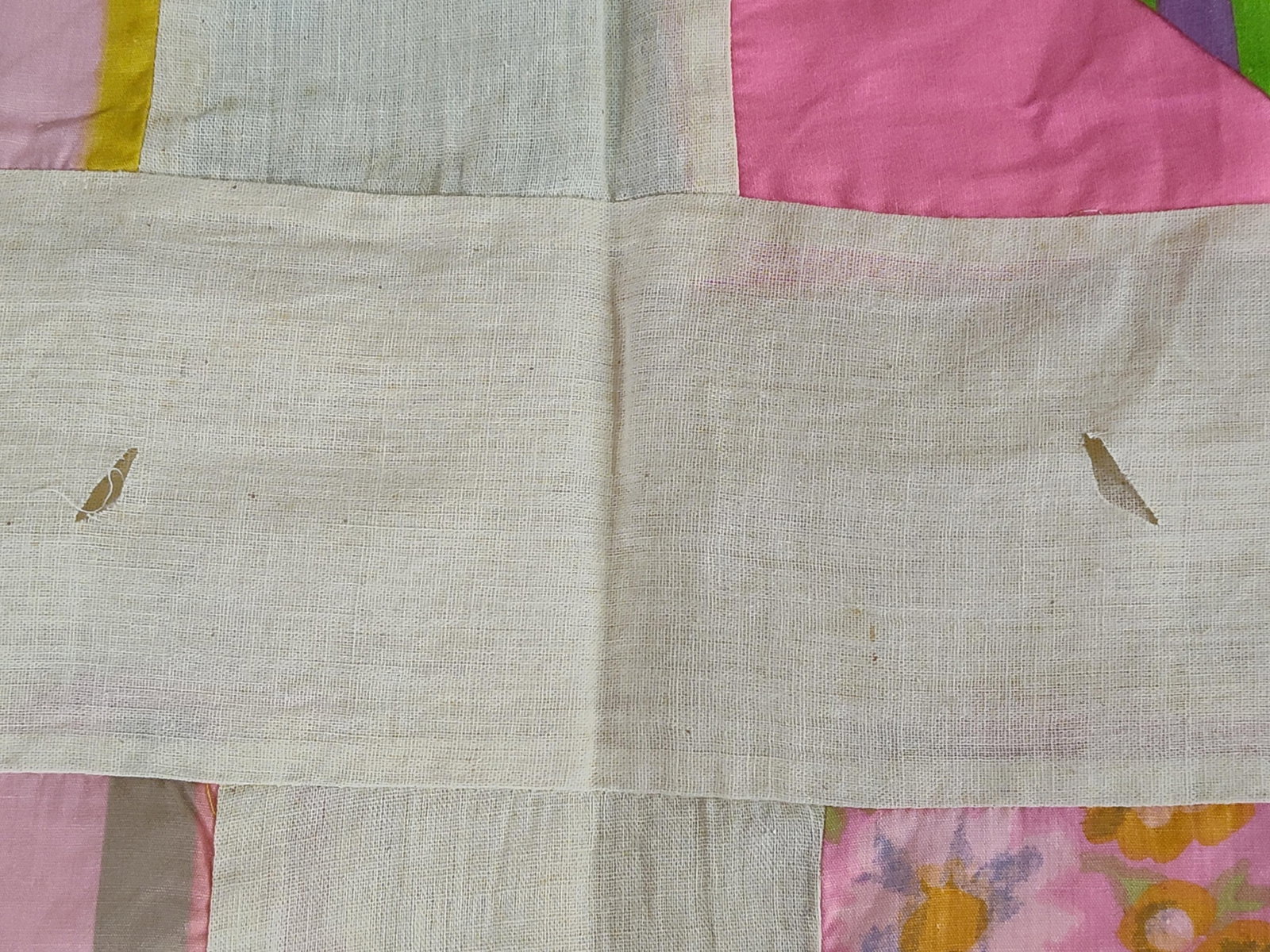 Mid-20th C. Pieced Maple Leaf Variation Quilt Top - 6