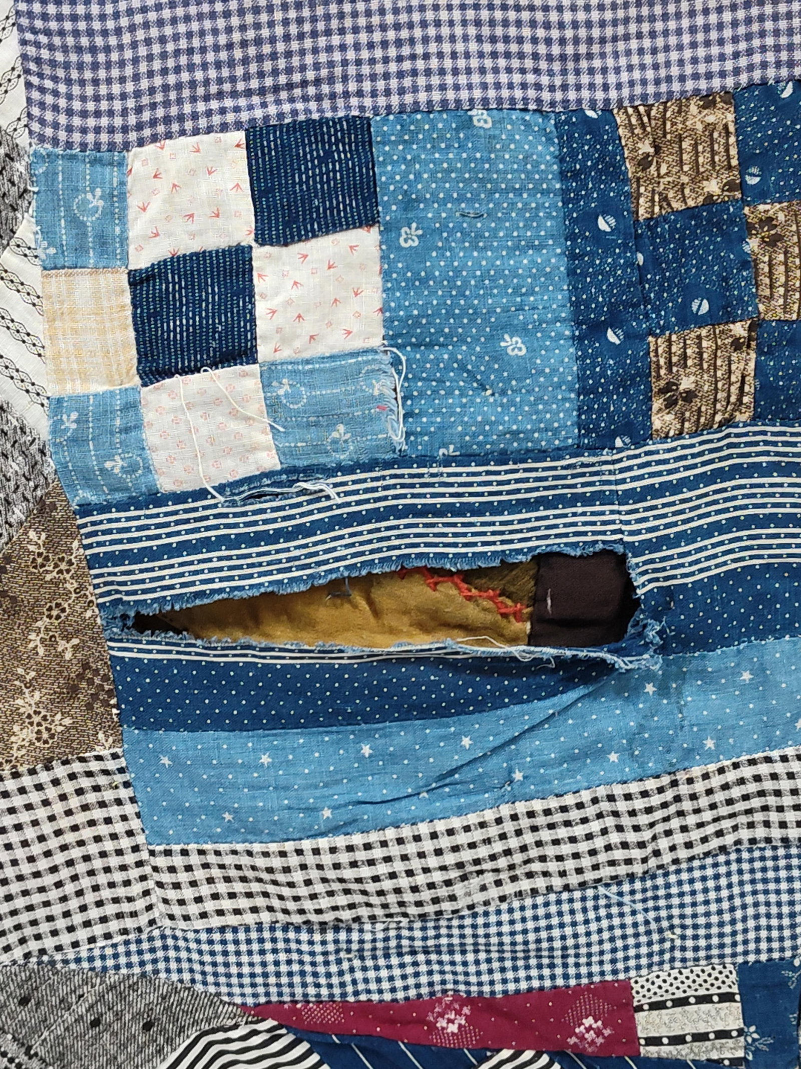 Antique American Patchwork Utility Quilt - 7