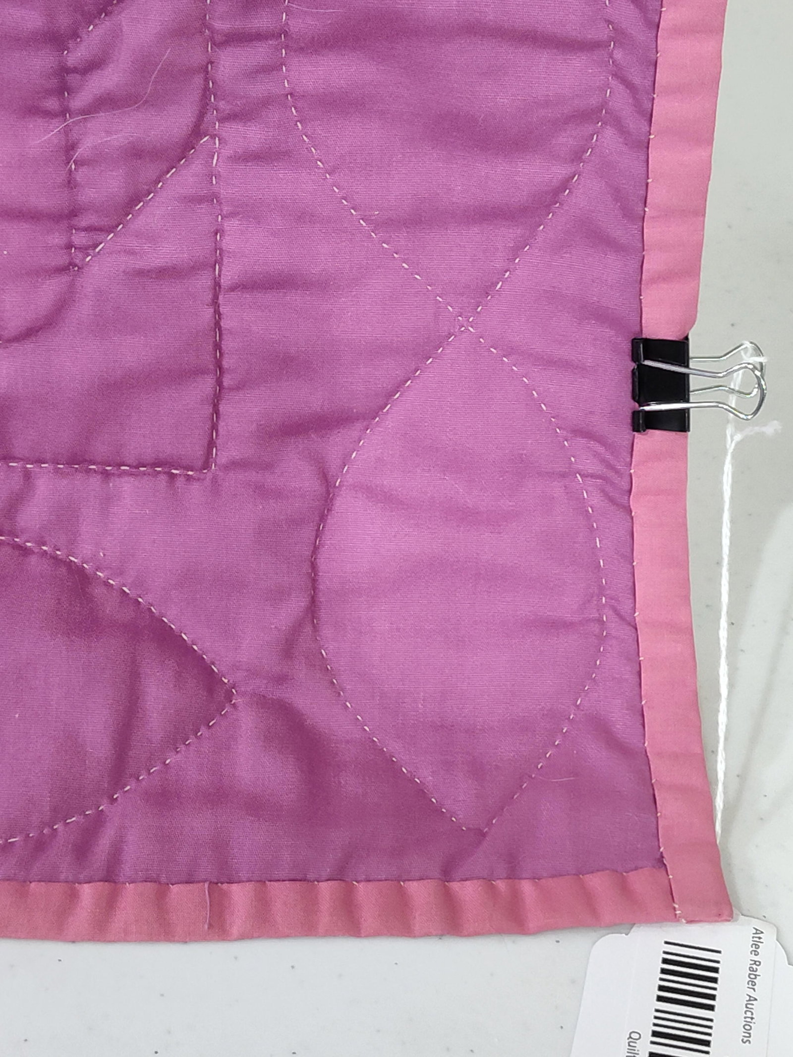 Hand-Quilted Patchwork Star Pattern Quilt - 3