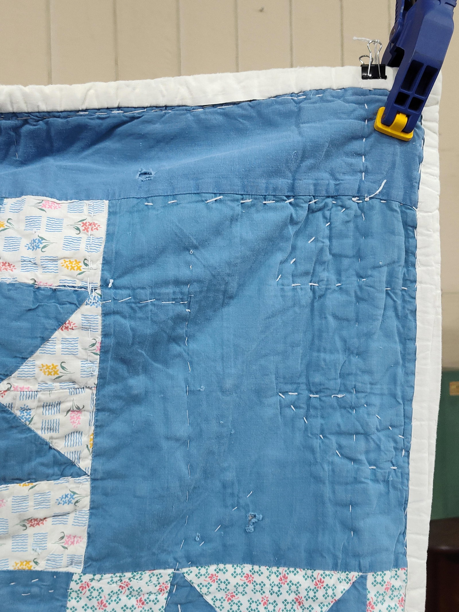 Antique Hand-Stitched Star Scrap Patchwork Quilt - 2