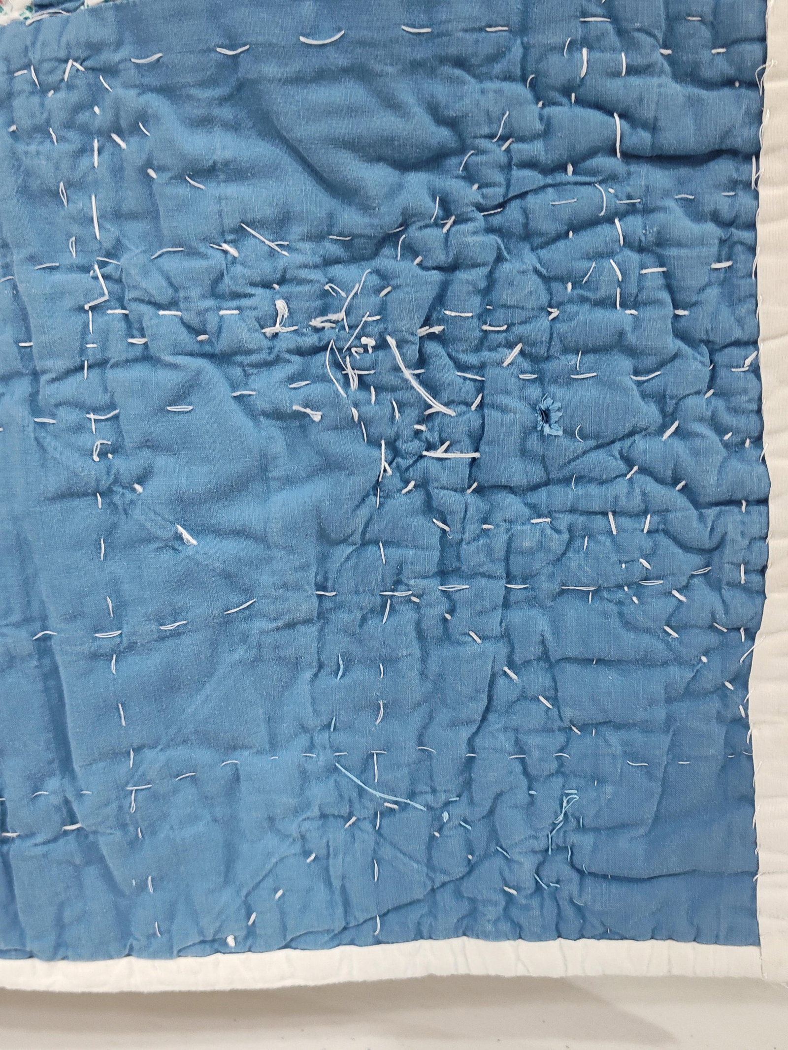 Antique Hand-Stitched Star Scrap Patchwork Quilt - 3