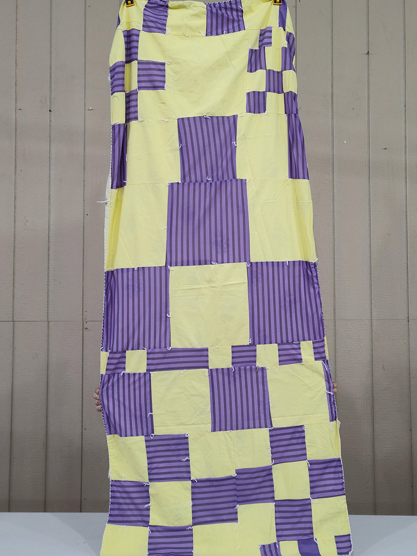 Mid-20th C. Hand-Pieced & Tied Patchwork Quilt - 2