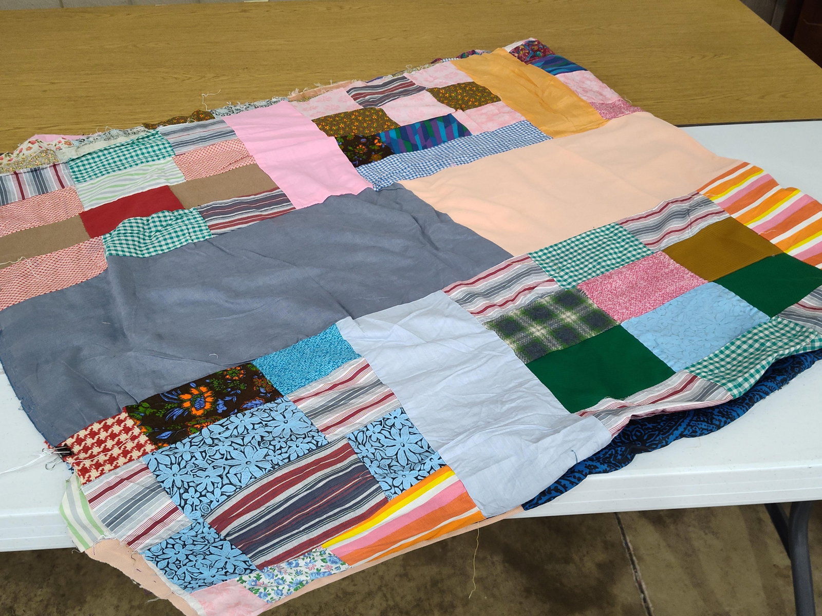 Mid-Late 20th C. Patchwork Quilt Top - 2