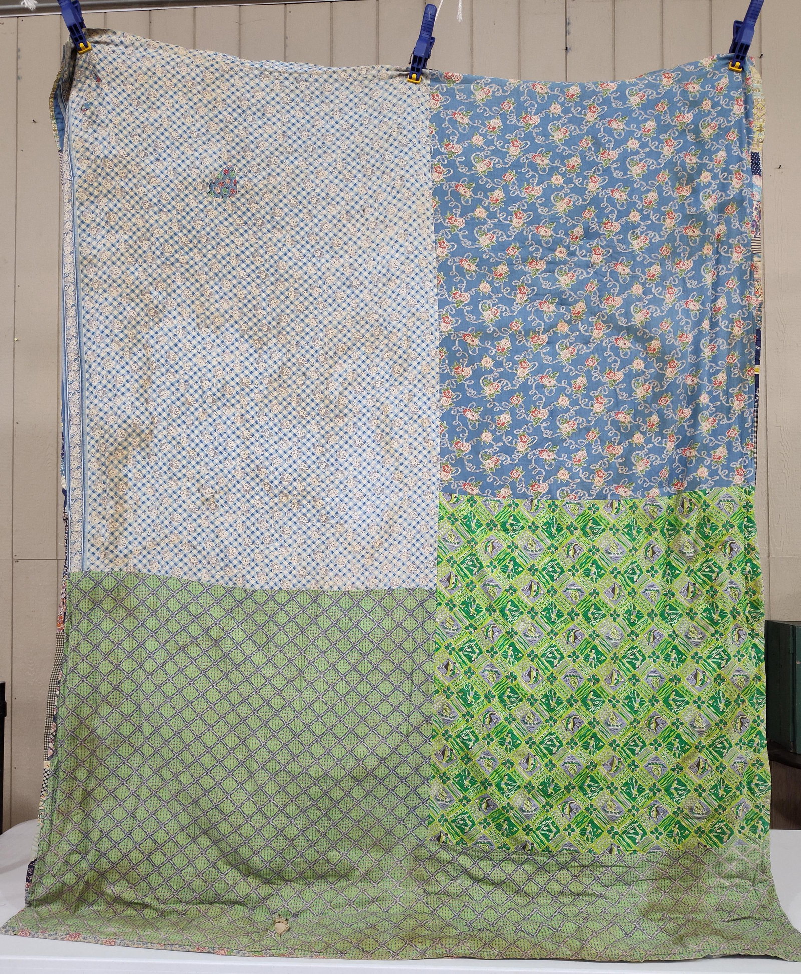 American Pinwheel Patchwork Quilt, Mid-20th C - 4