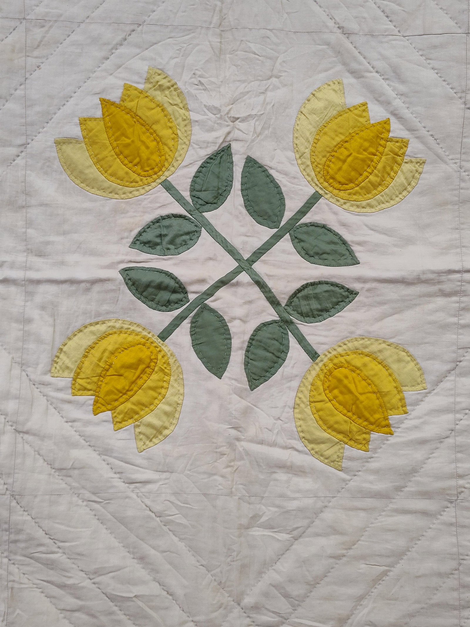 American Hand Appliqued Cotton Tulip Quilt (1 of 13)