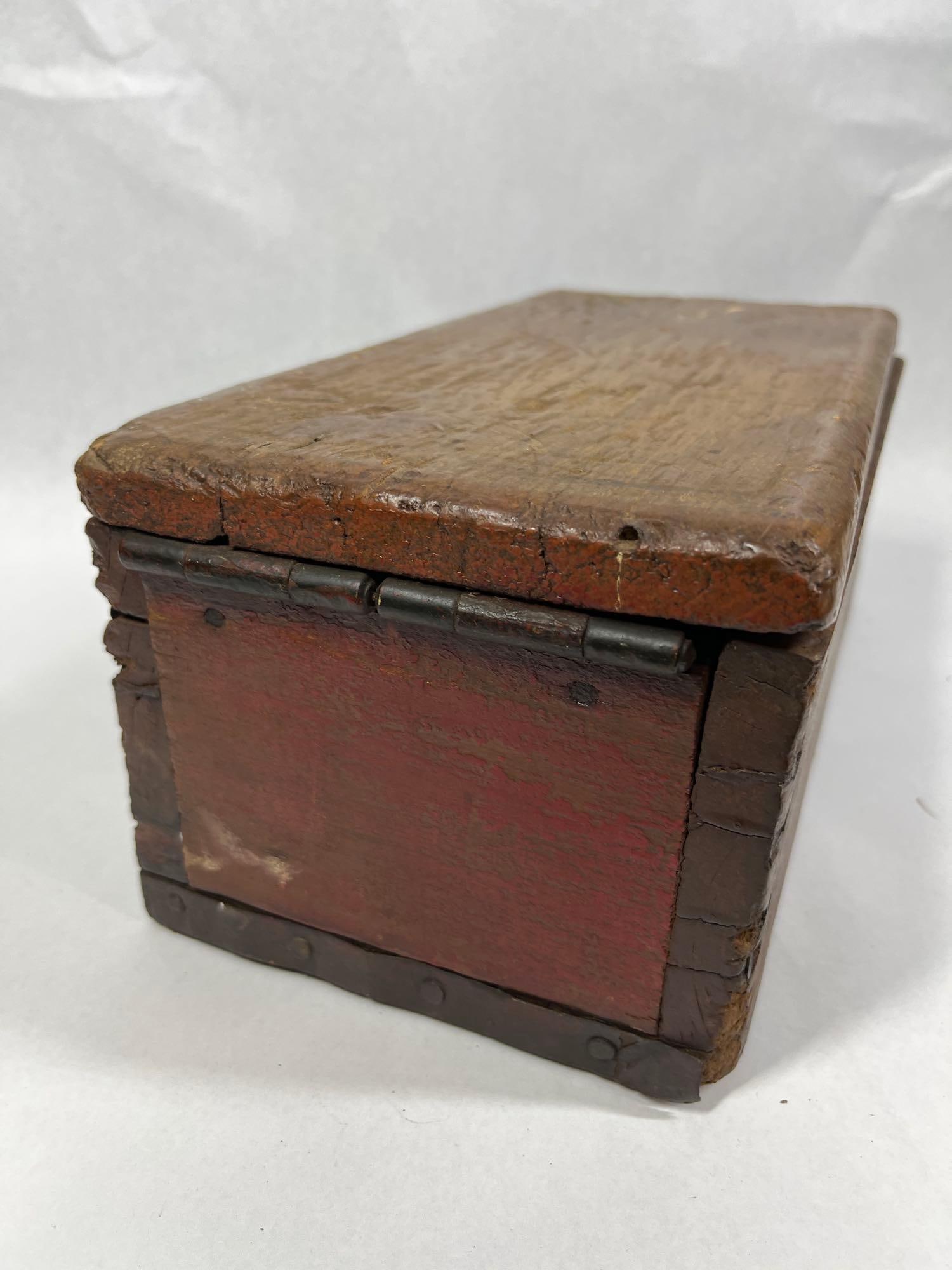 Primitive Red Wood implement tool Box - 4
