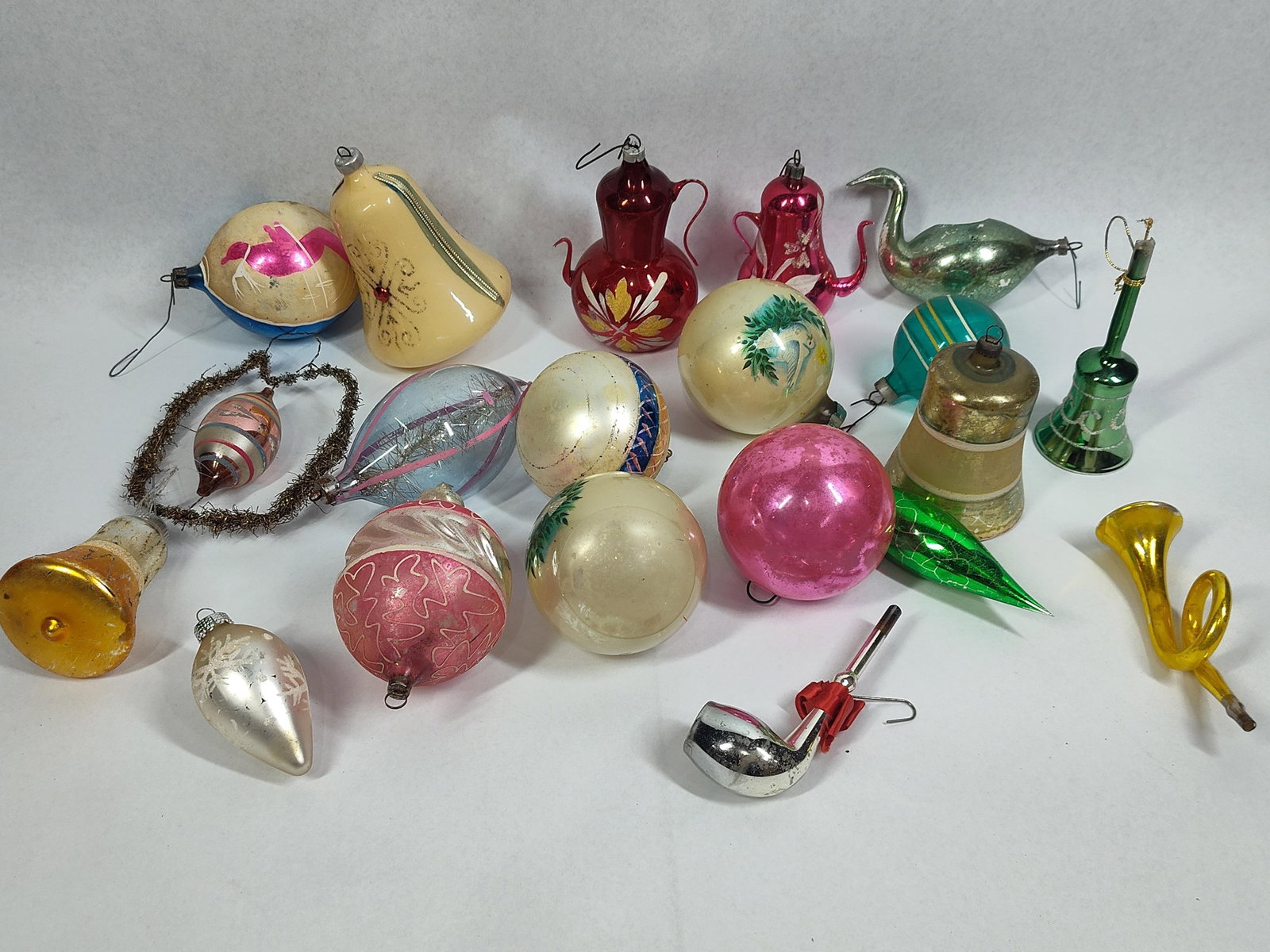 18 Blown Glass Christmas Ornaments (1 of 5)